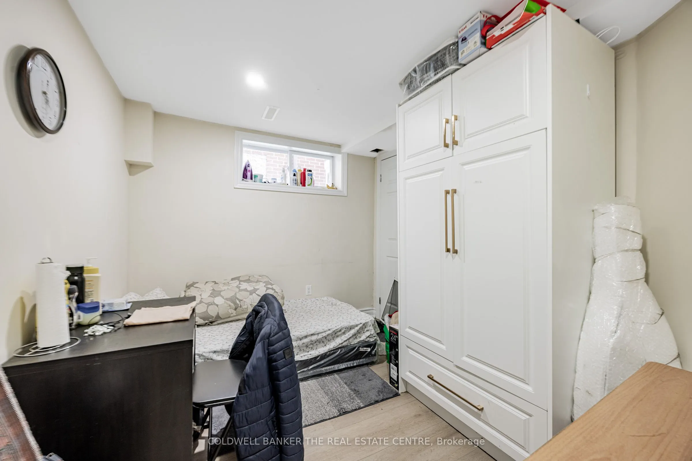 64 Winter Avenue