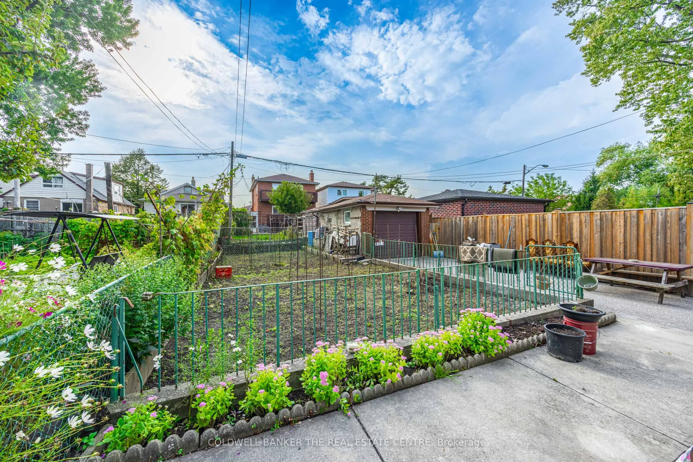 64 Winter Avenue