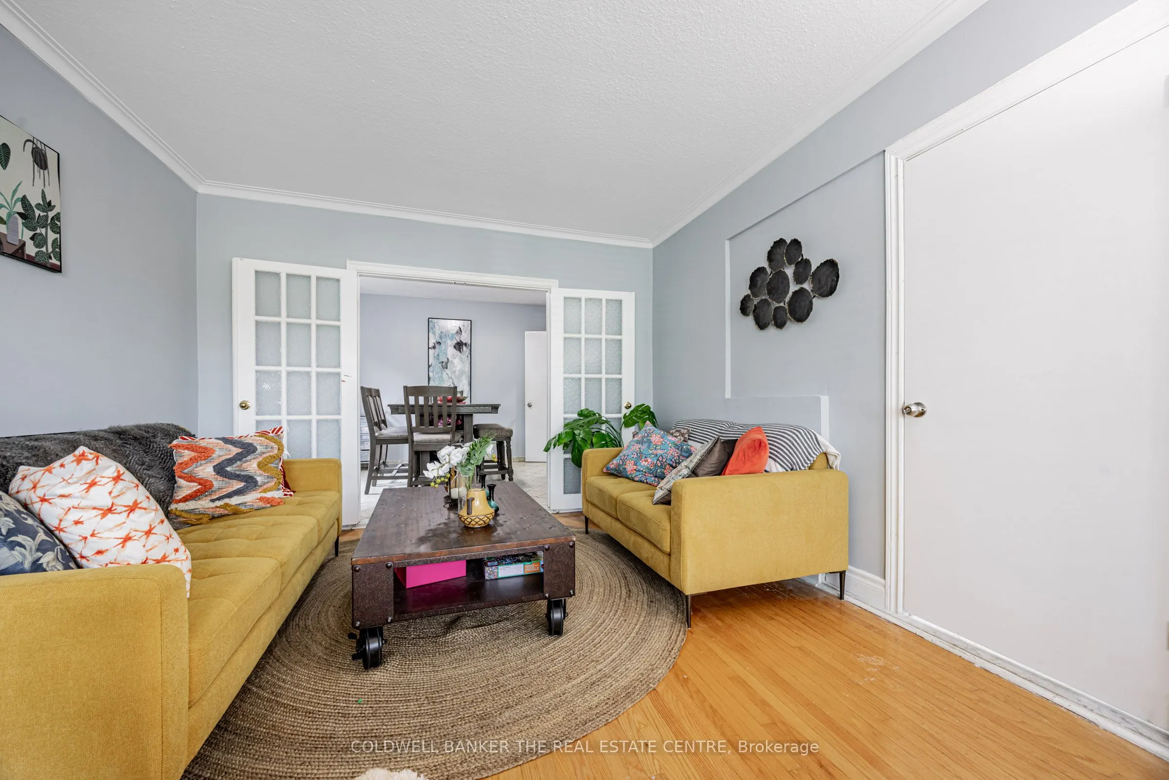 64 Winter Avenue