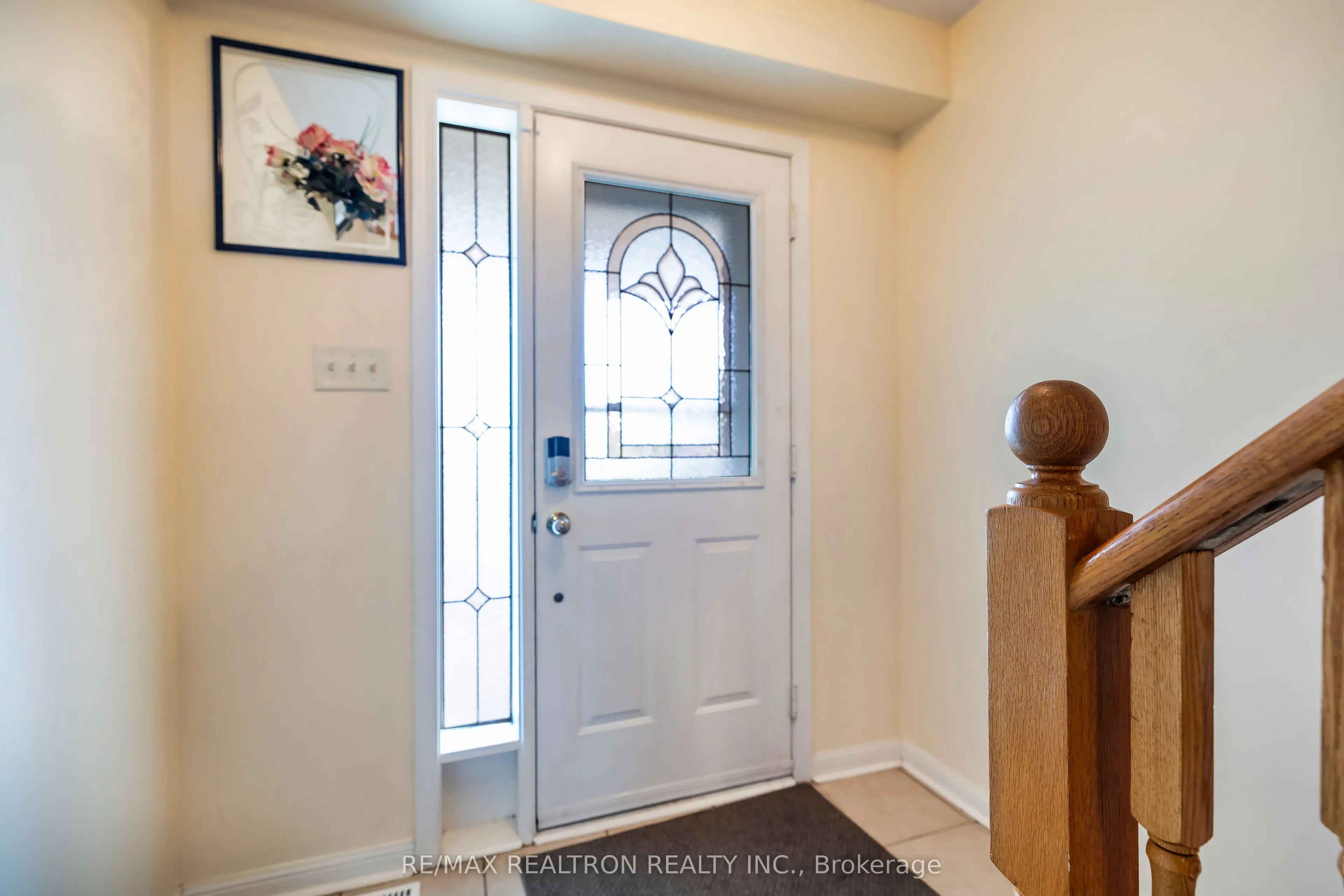 32 Samandria Avenue