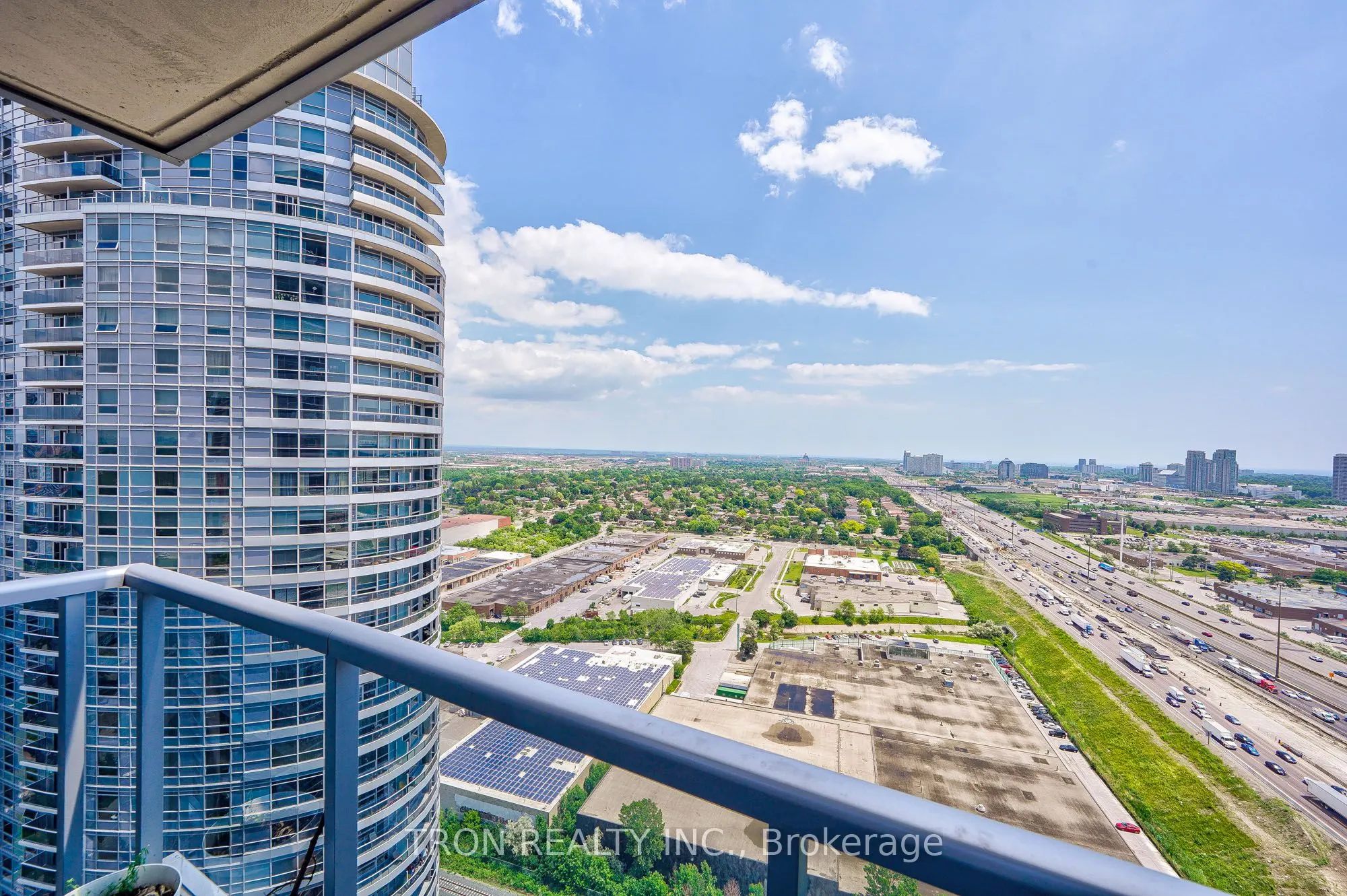 125 Village Green Square, #3102