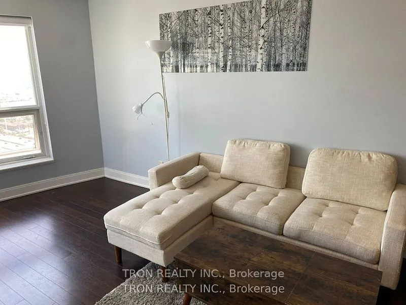 125 Village Green Square, #3102