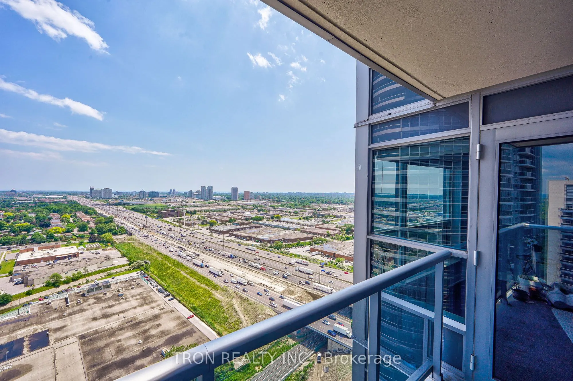 125 Village Green Square, #3102