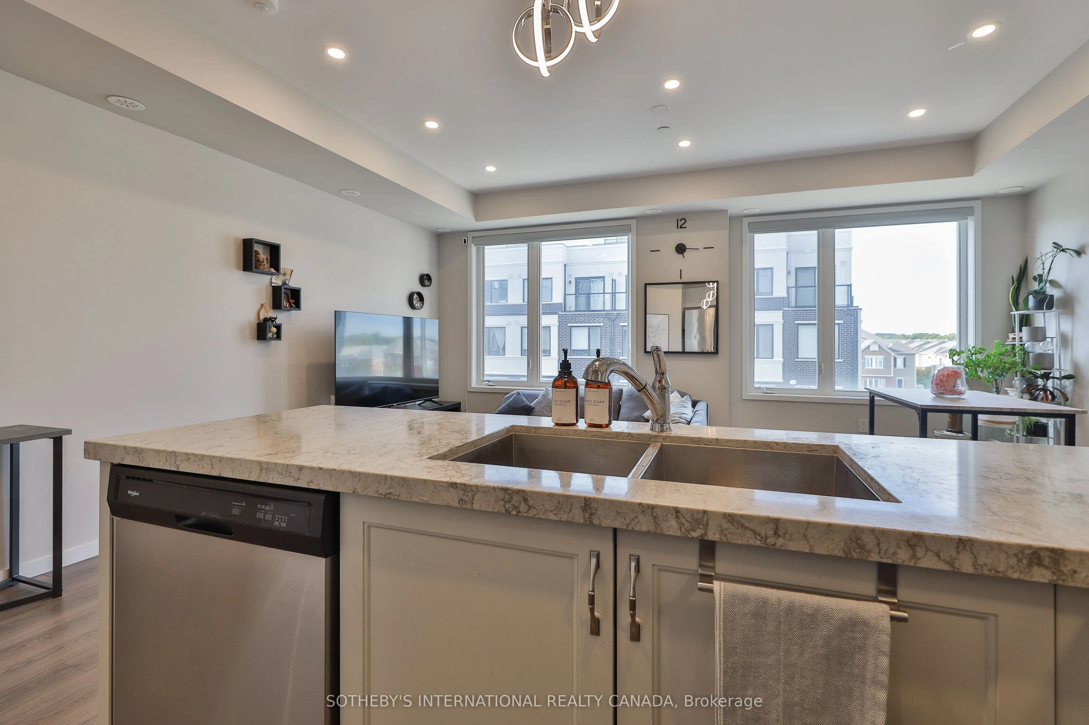 1711 Pure Springs Boulevard, #417