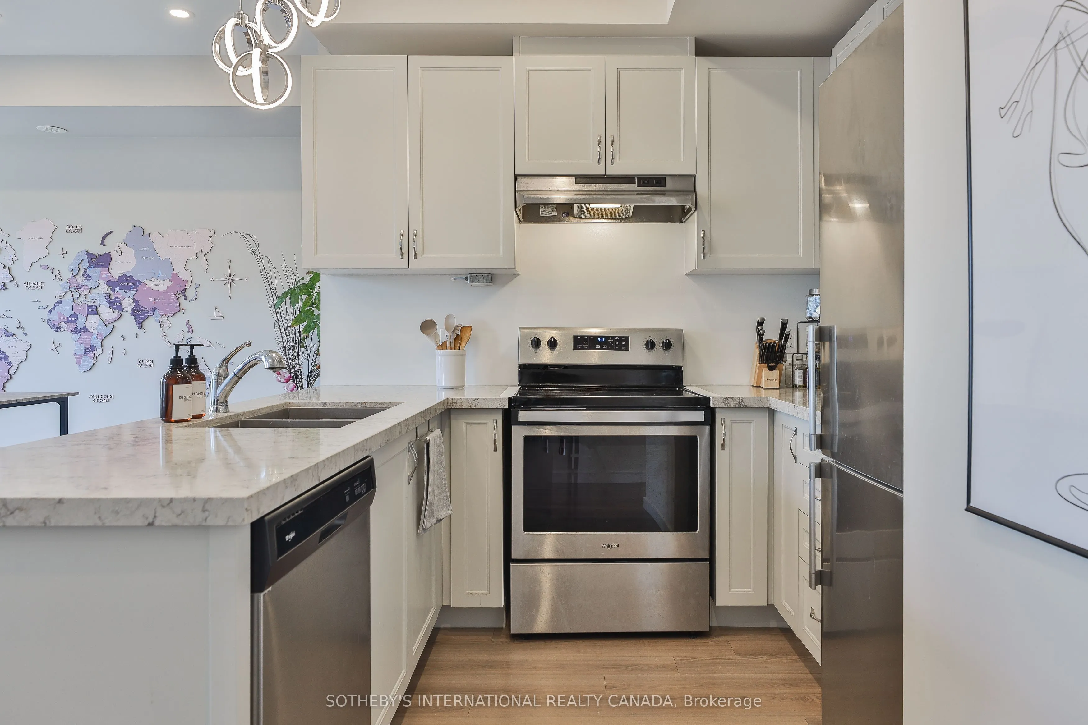 1711 Pure Springs Boulevard, #417