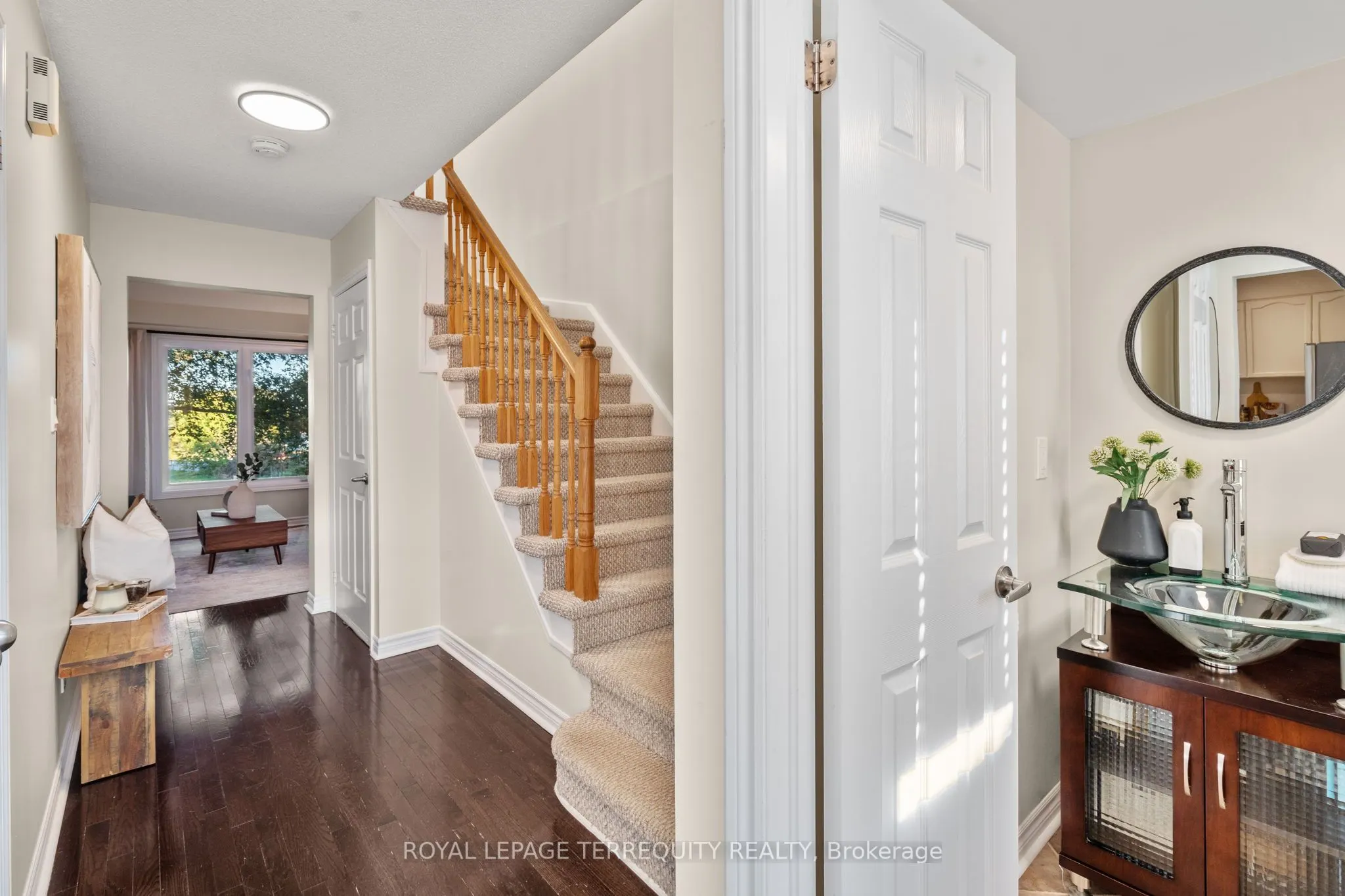 43 Champine Square