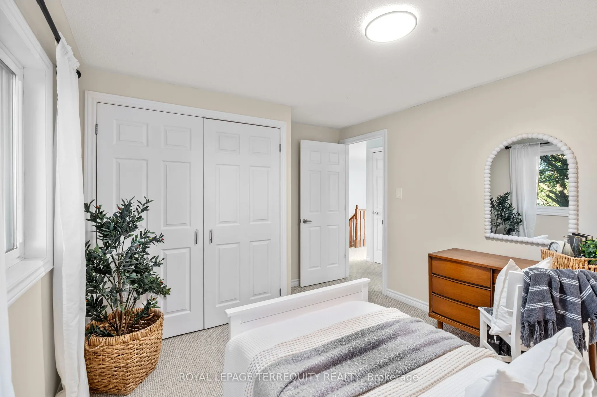 43 Champine Square