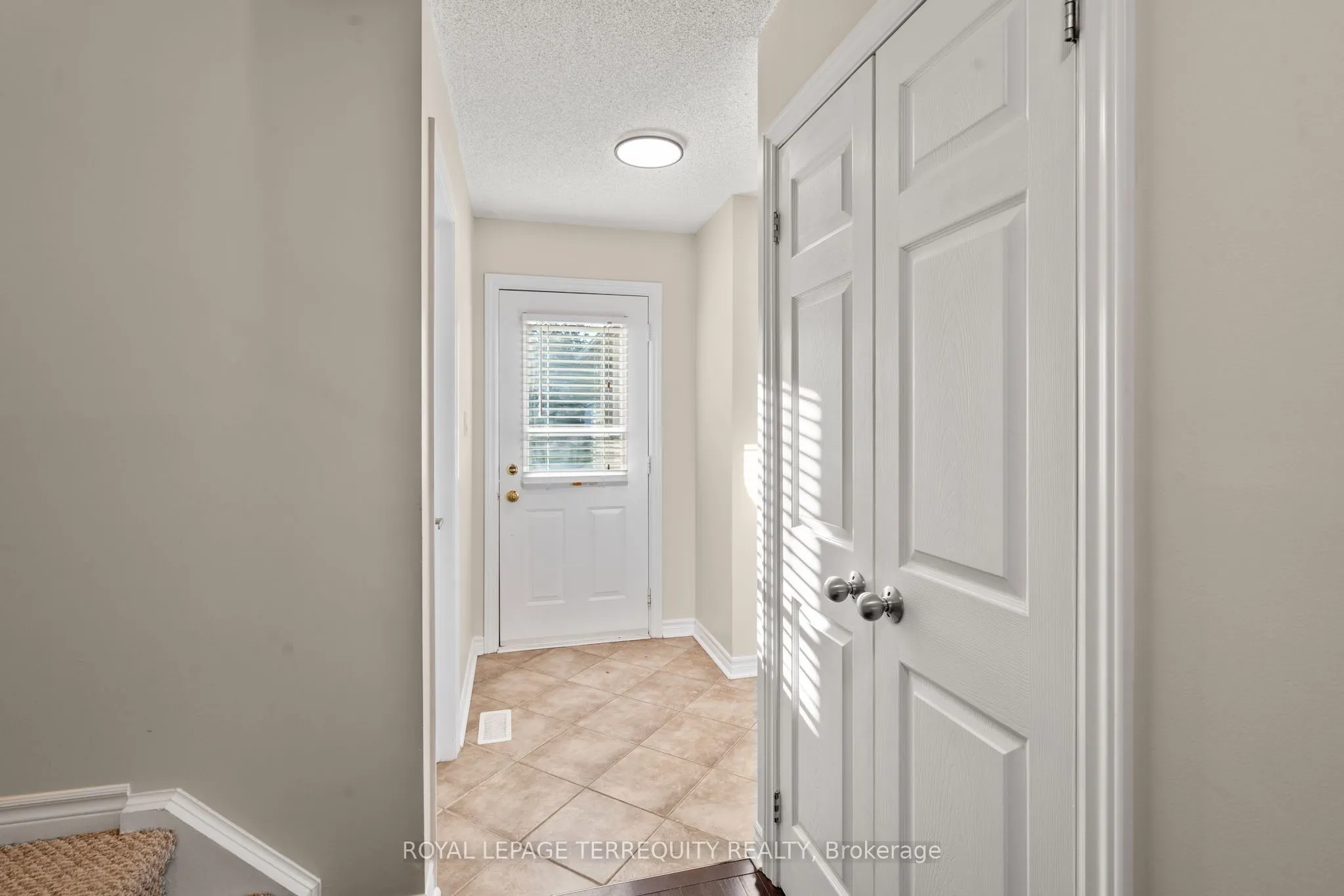 43 Champine Square