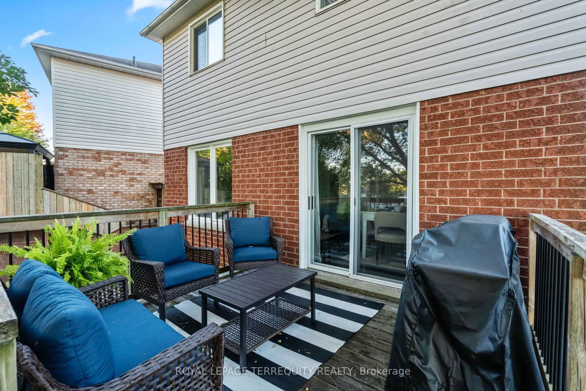 43 Champine Square