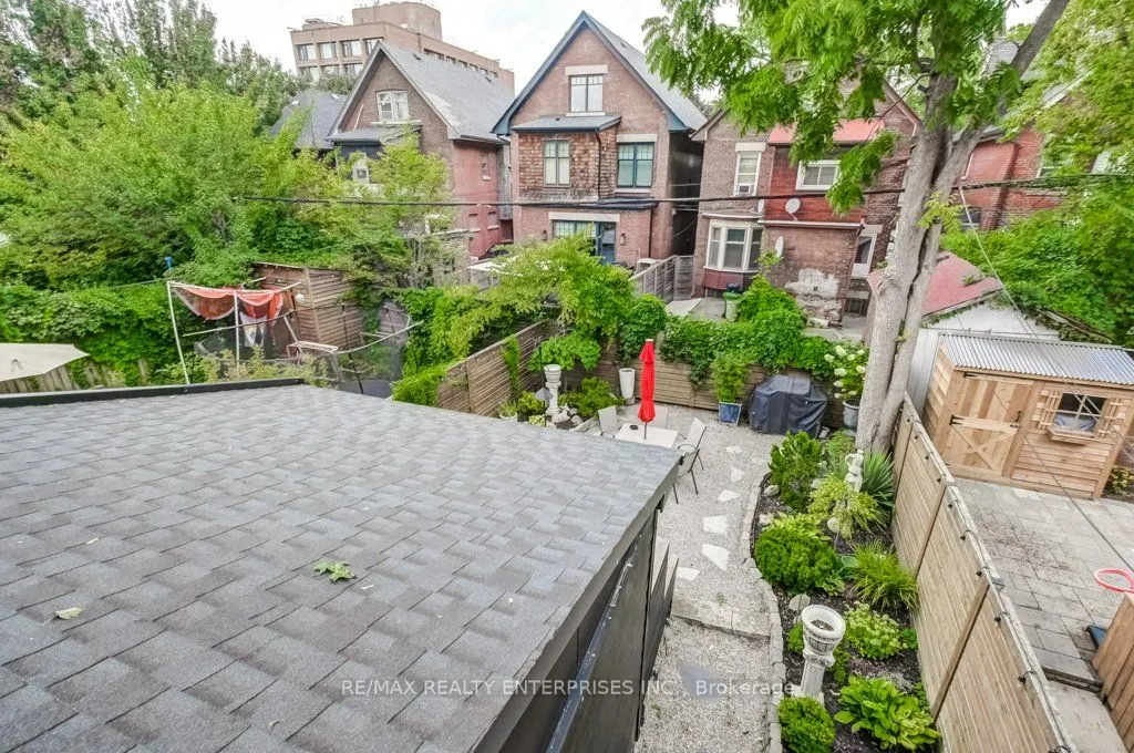 8 Wolfrey Avenue