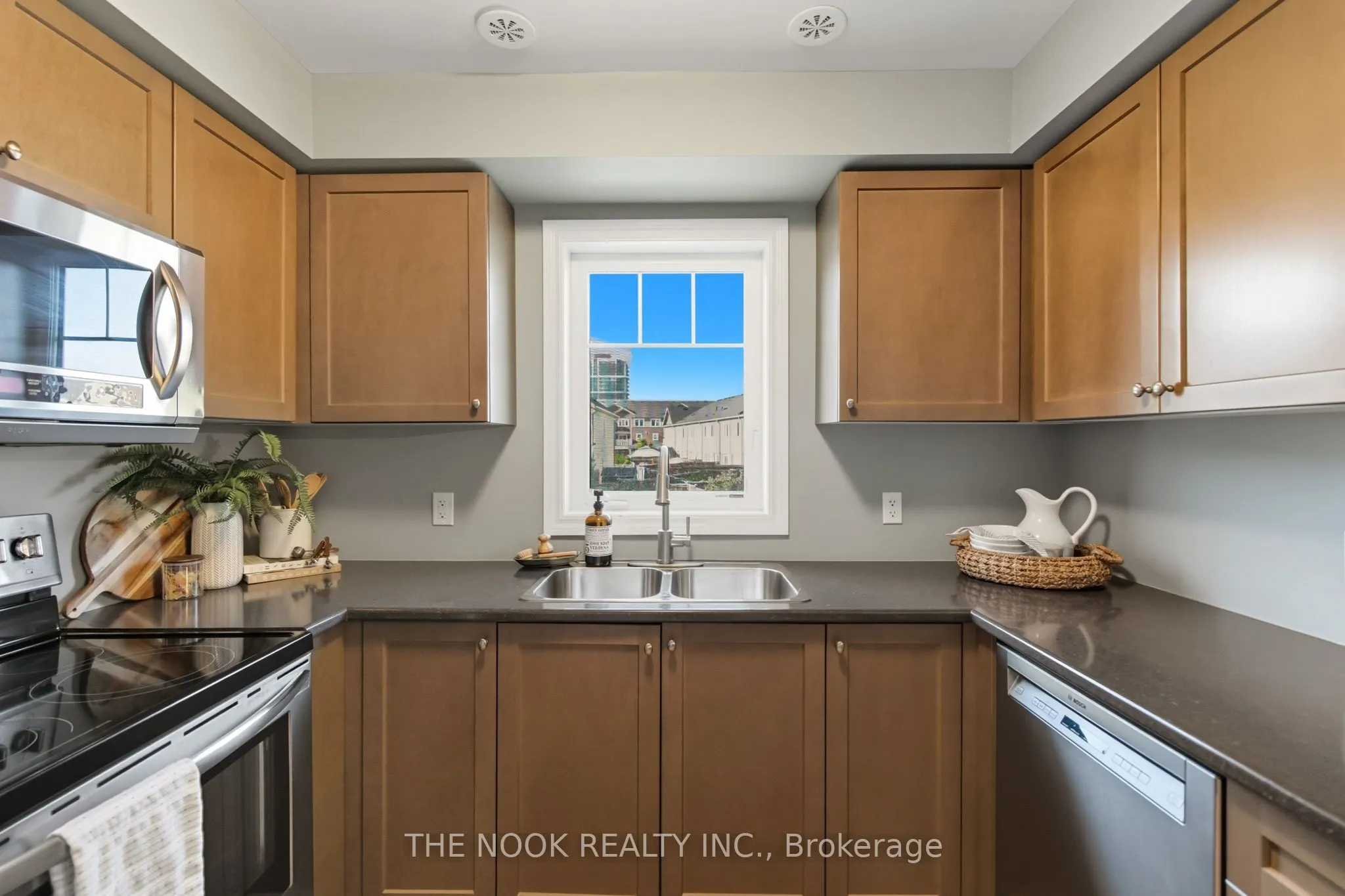 12 Tabaret Crescent