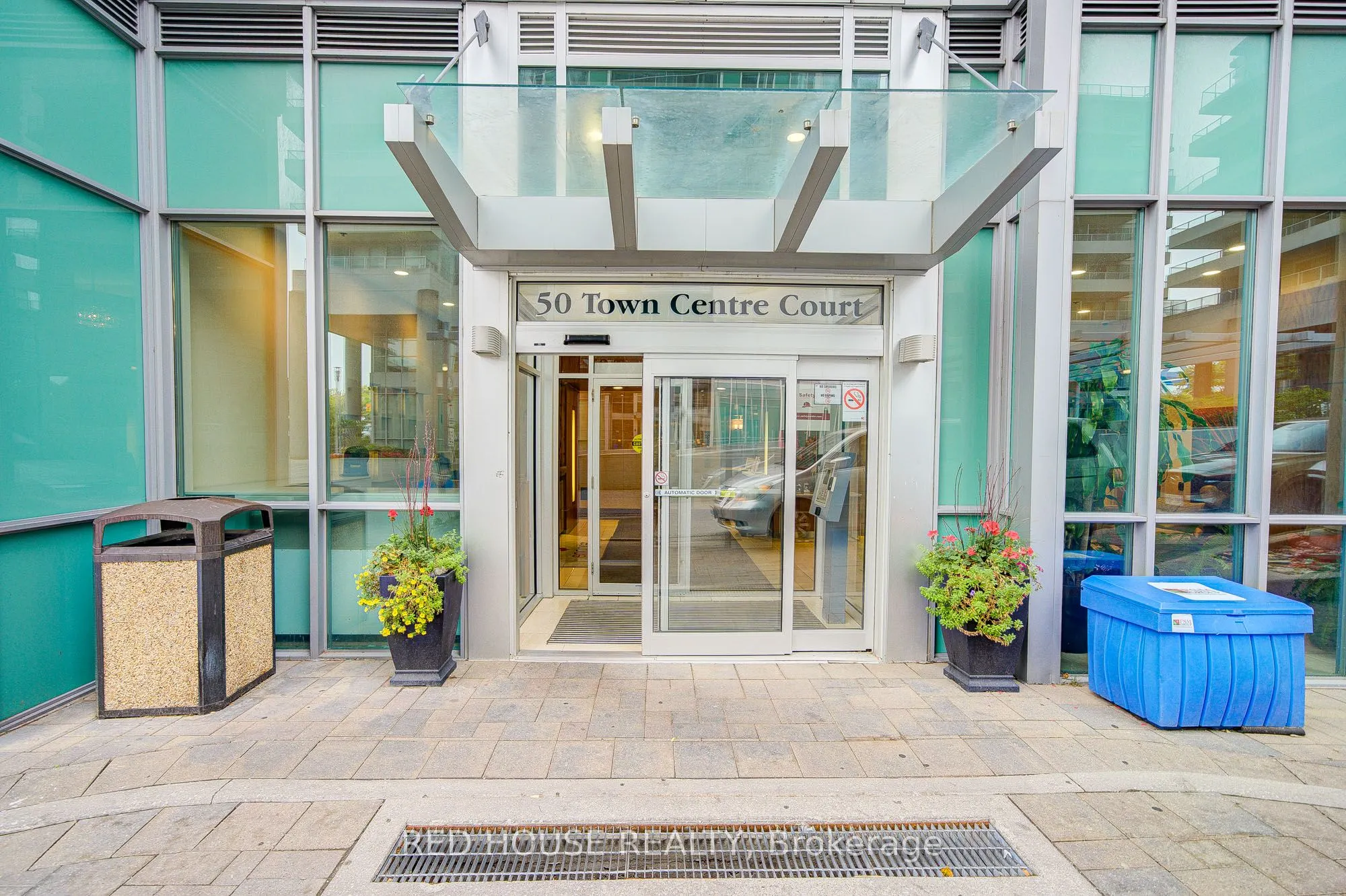 50 Town Centre Court, #910
