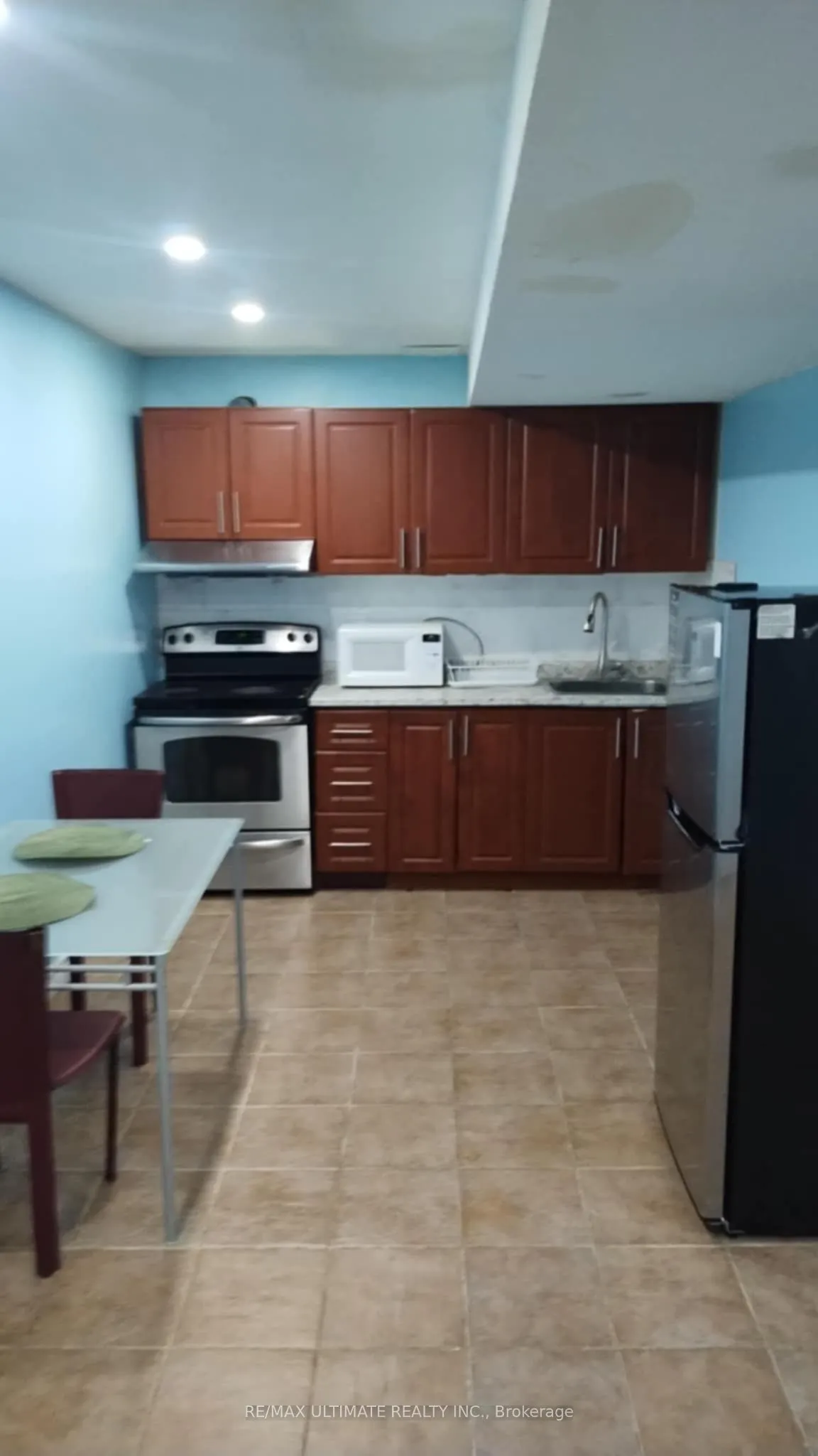 67 John Stoner Drive, ##lower