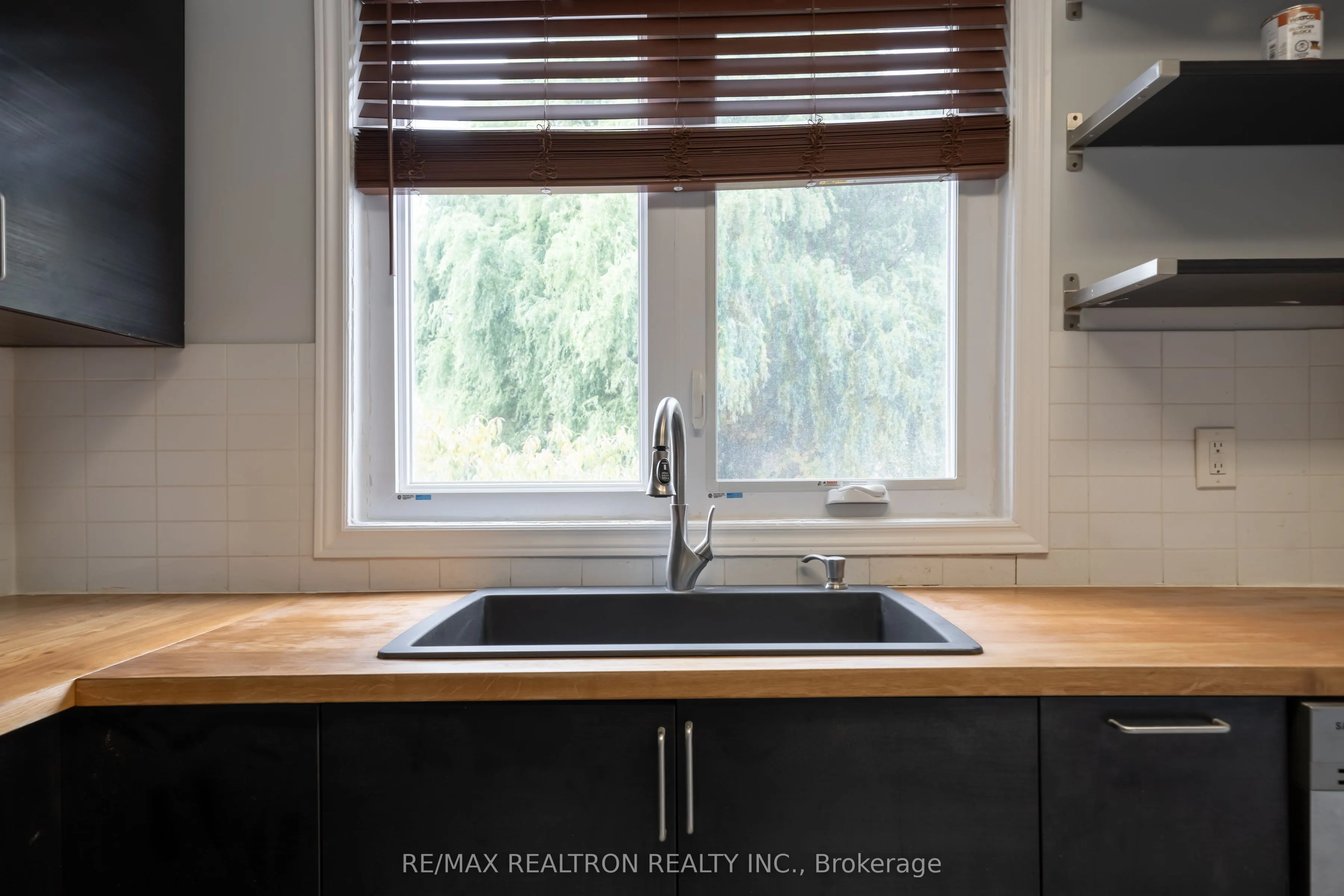 92 Donlands Avenue, #2nd Floor