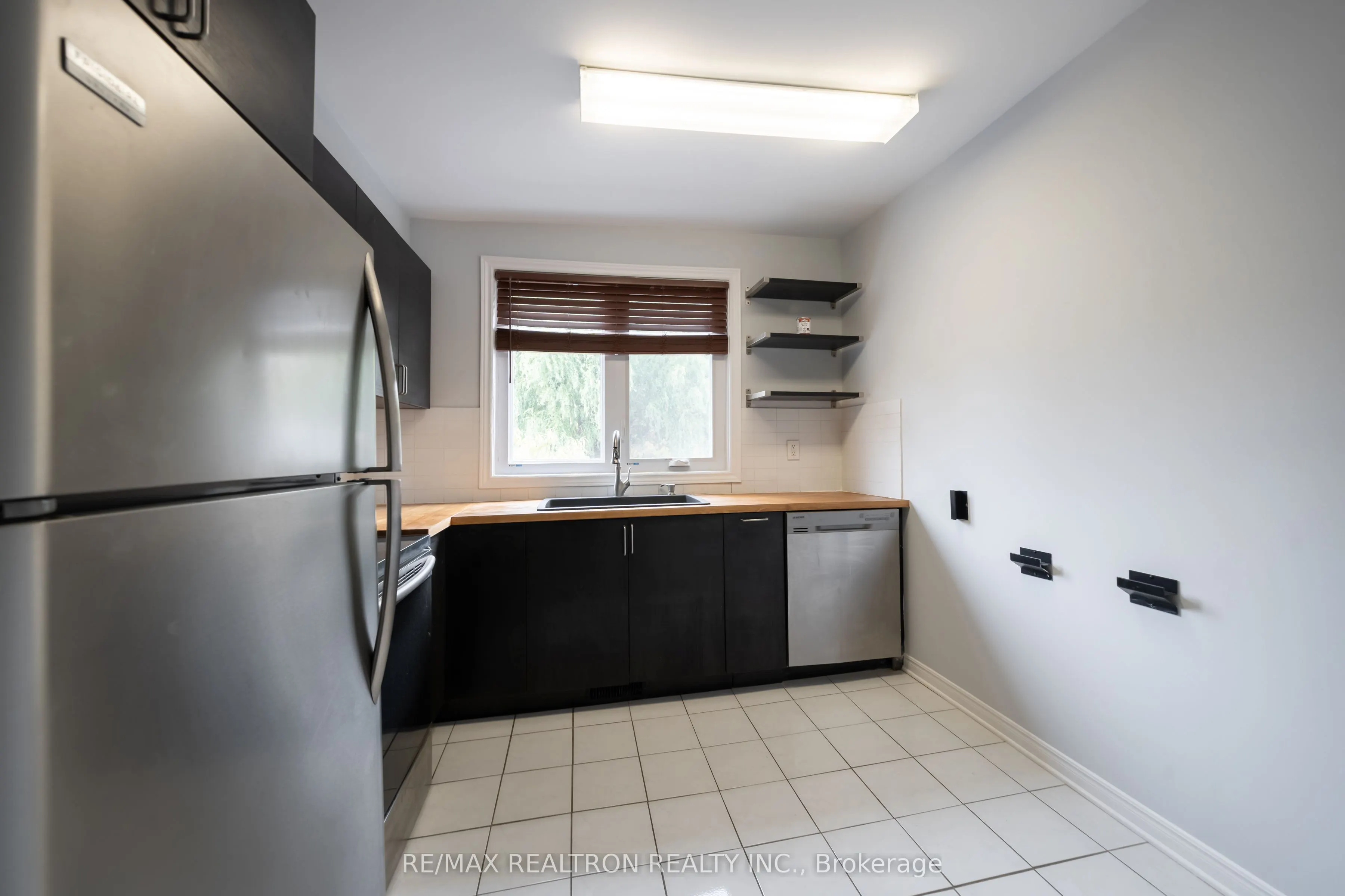 92 Donlands Avenue, #2nd Floor