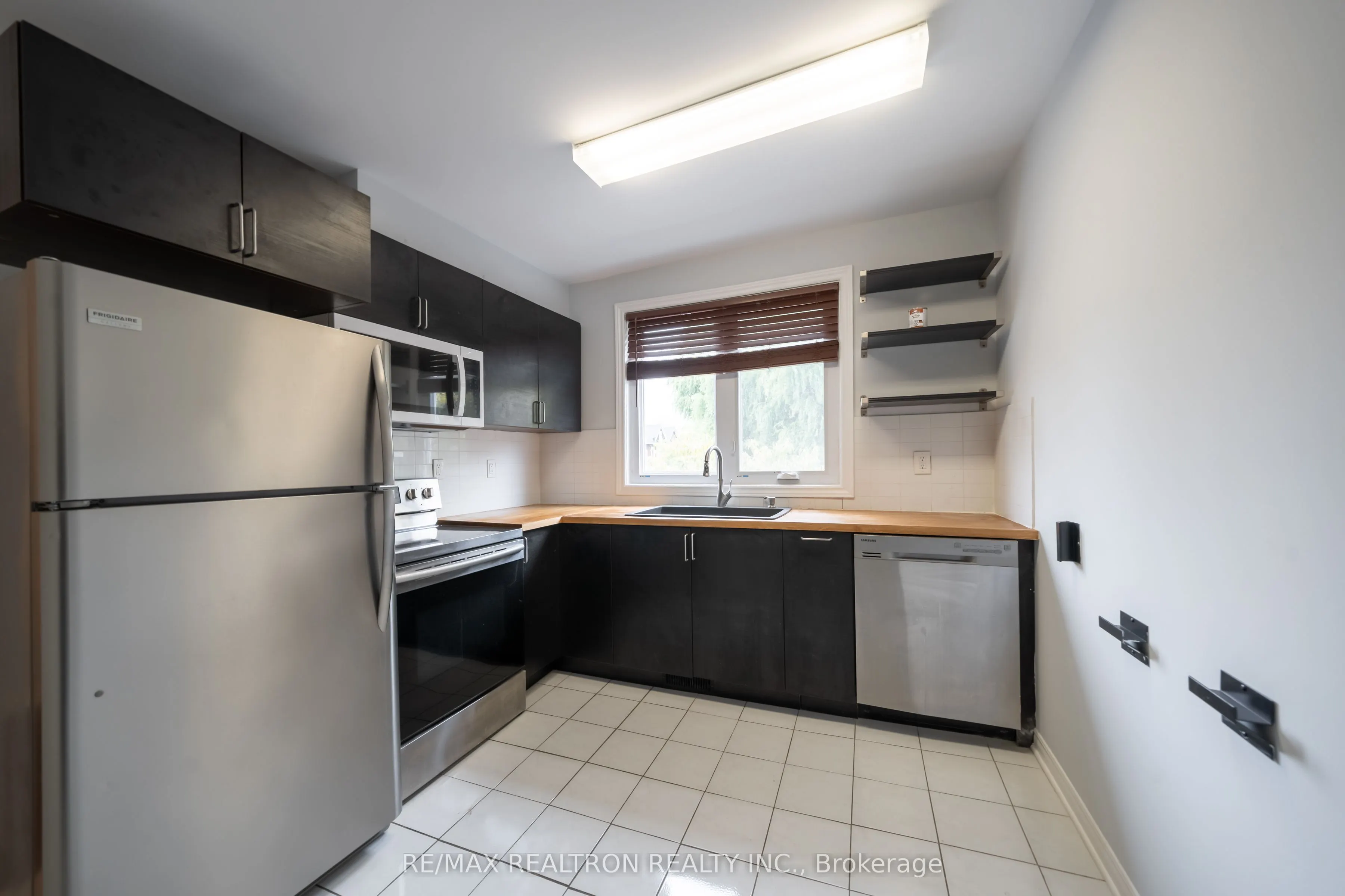 92 Donlands Avenue, #2nd Floor