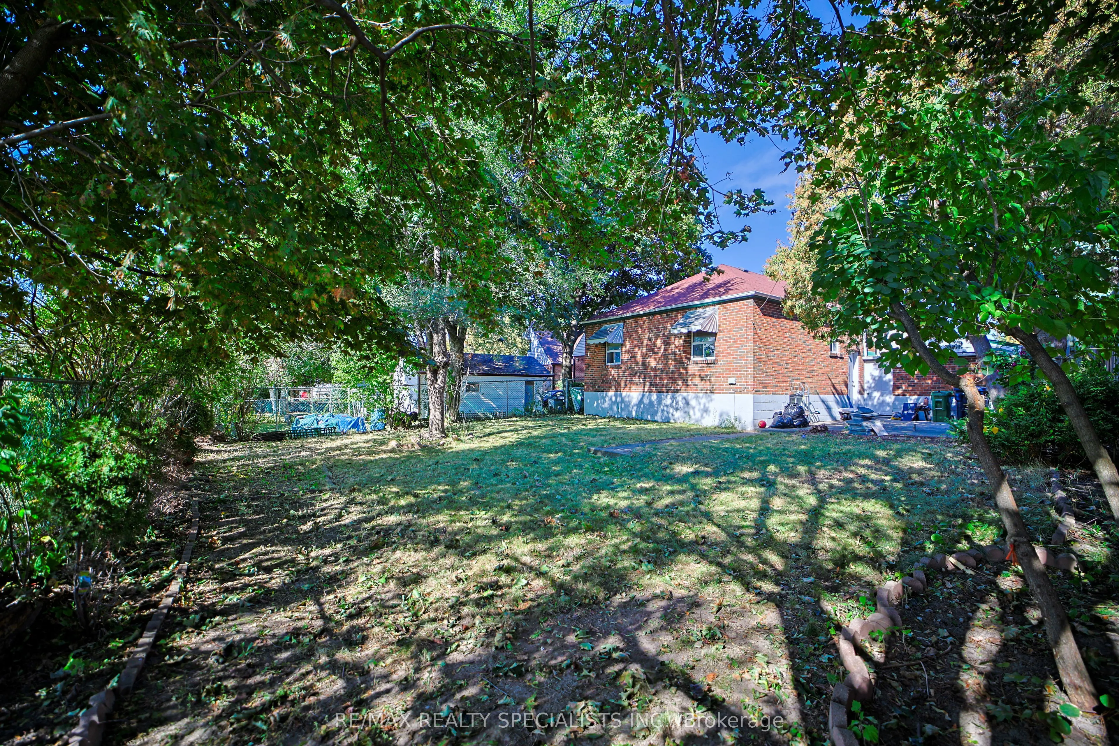 127 Flora Drive
