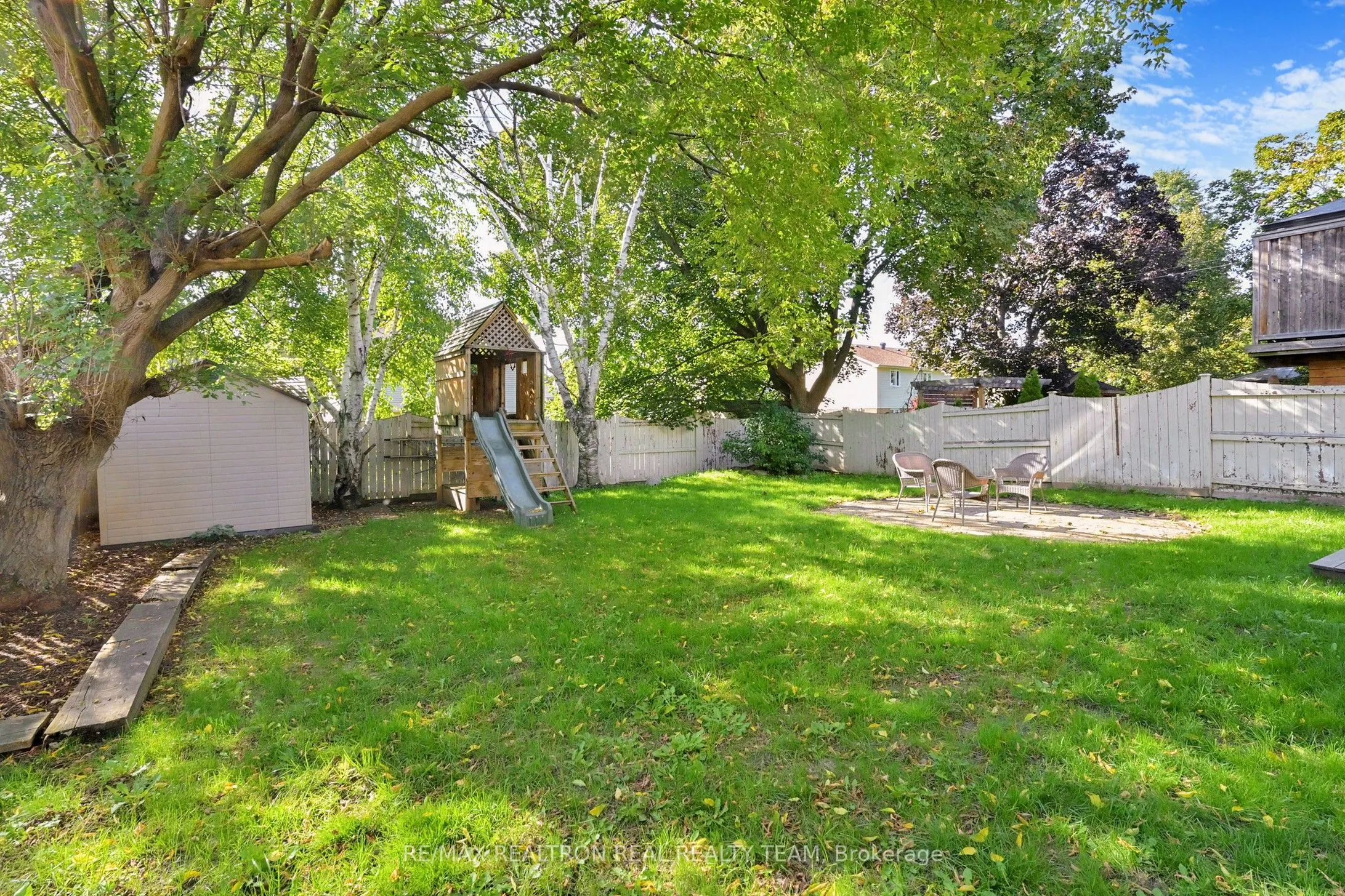 345 Regal Briar Street