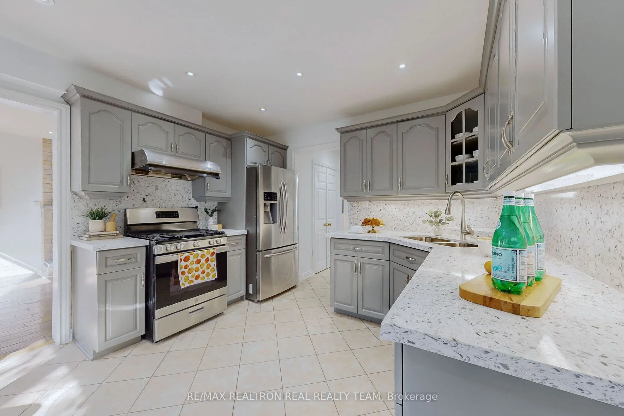 345 Regal Briar Street