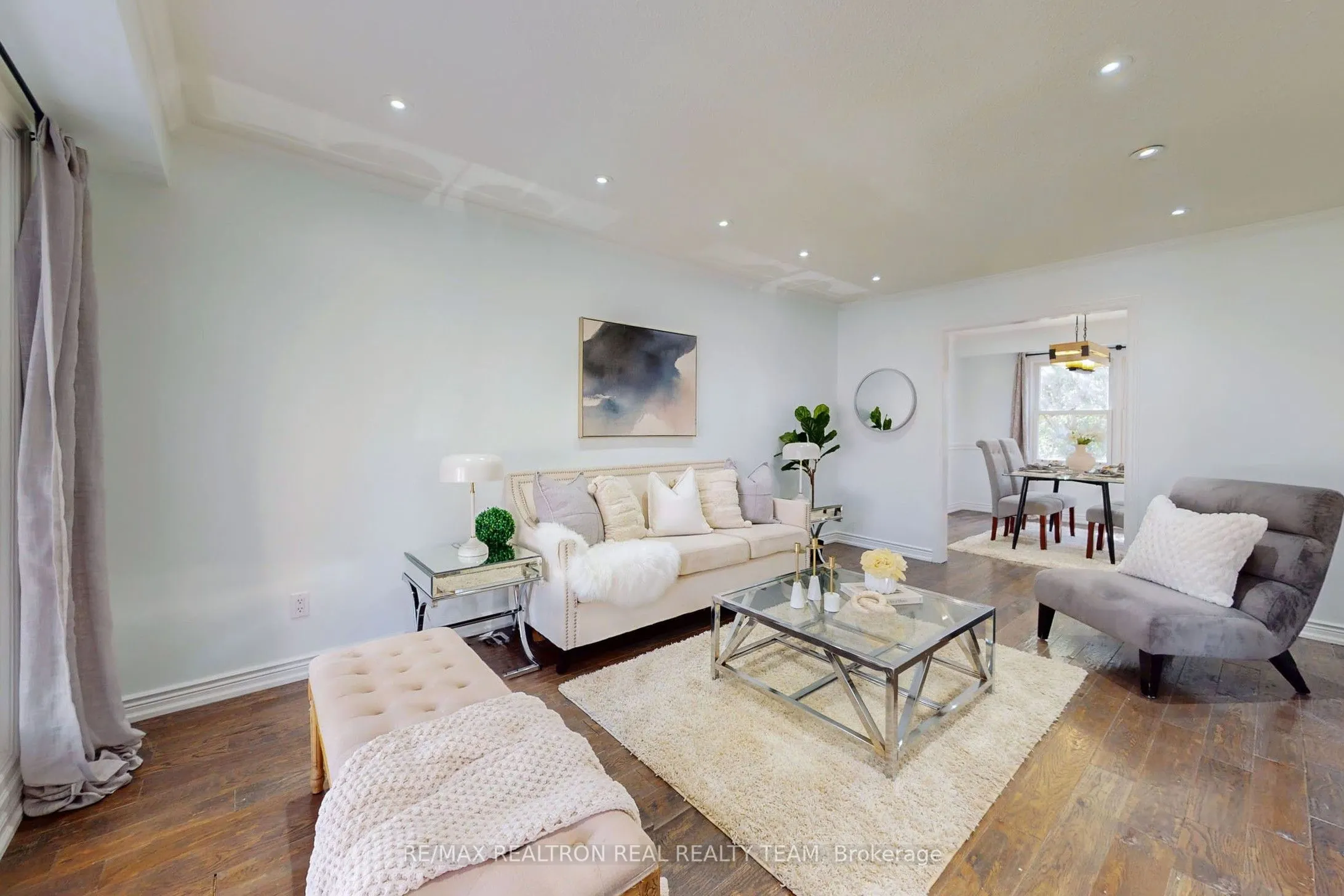 345 Regal Briar Street