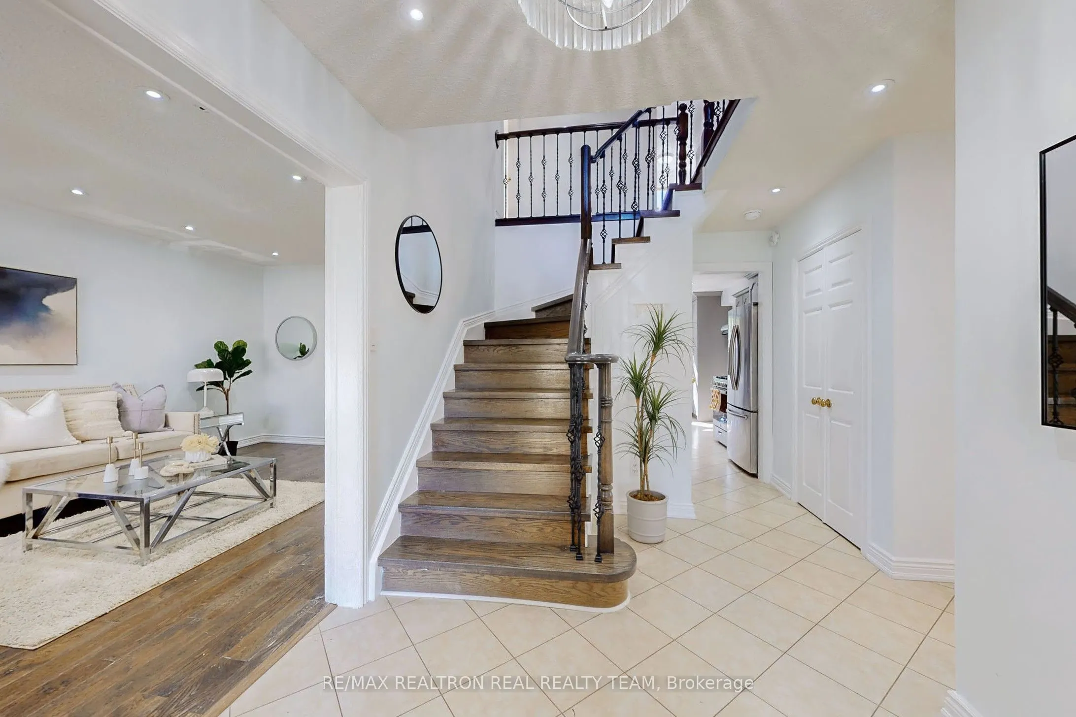 345 Regal Briar Street