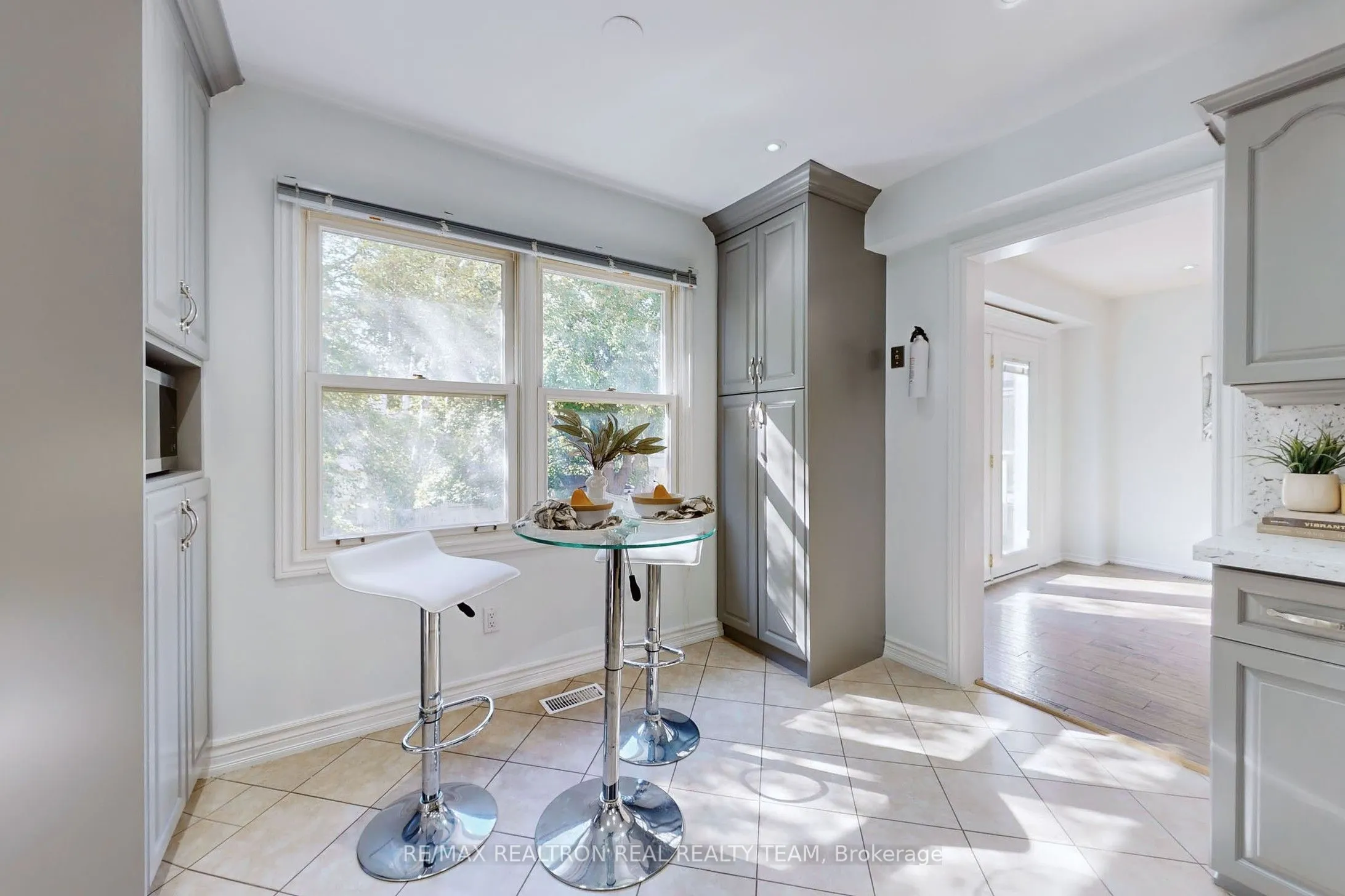 345 Regal Briar Street