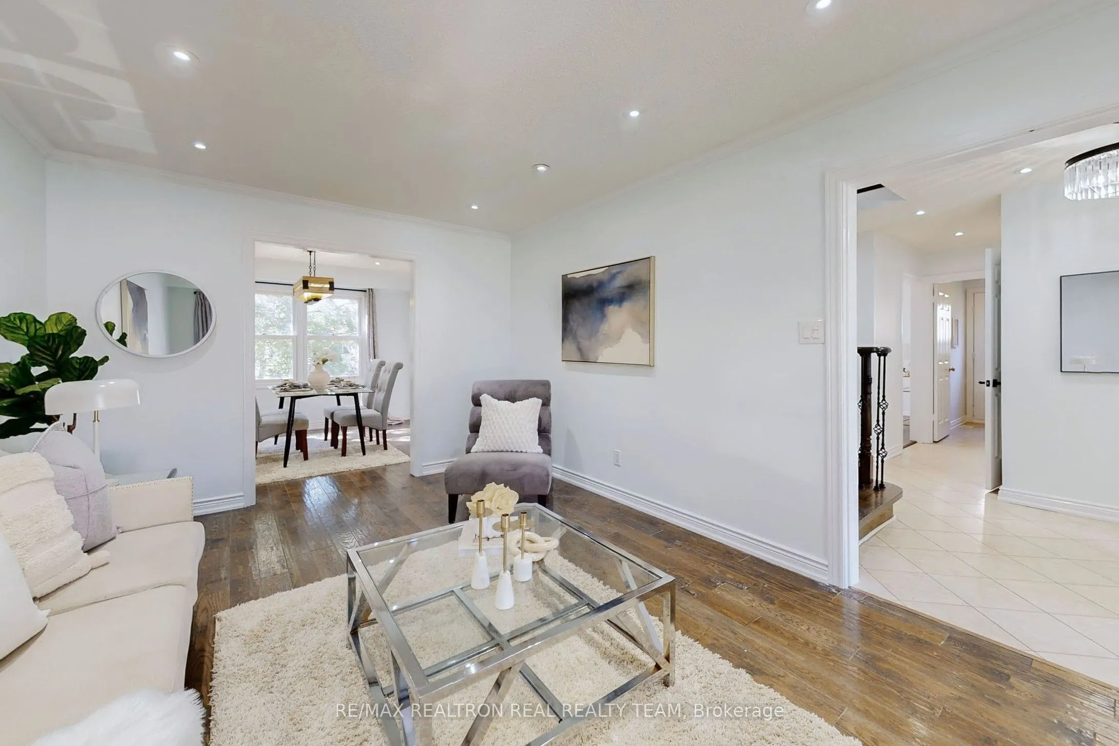 345 Regal Briar Street