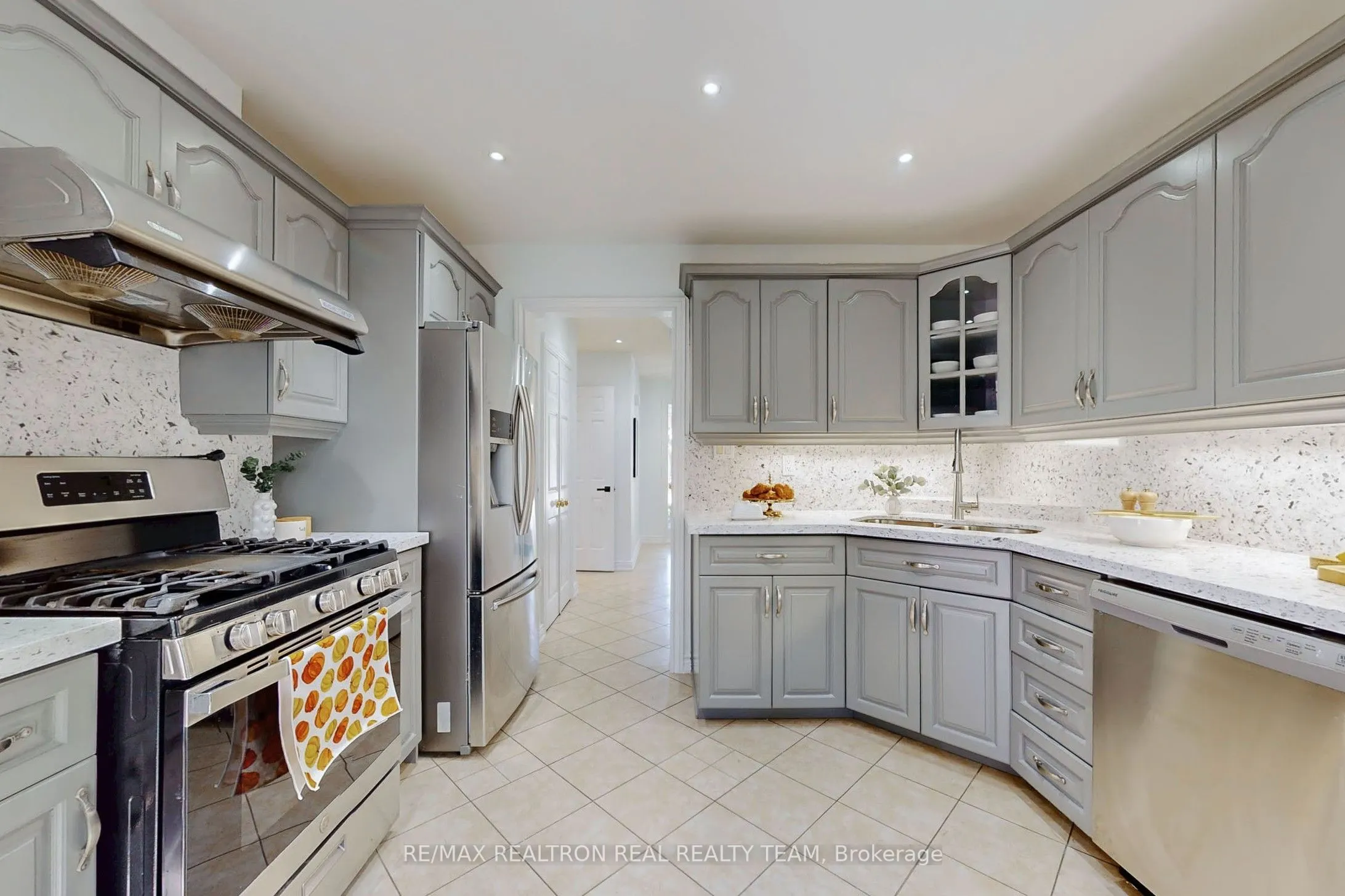 345 Regal Briar Street