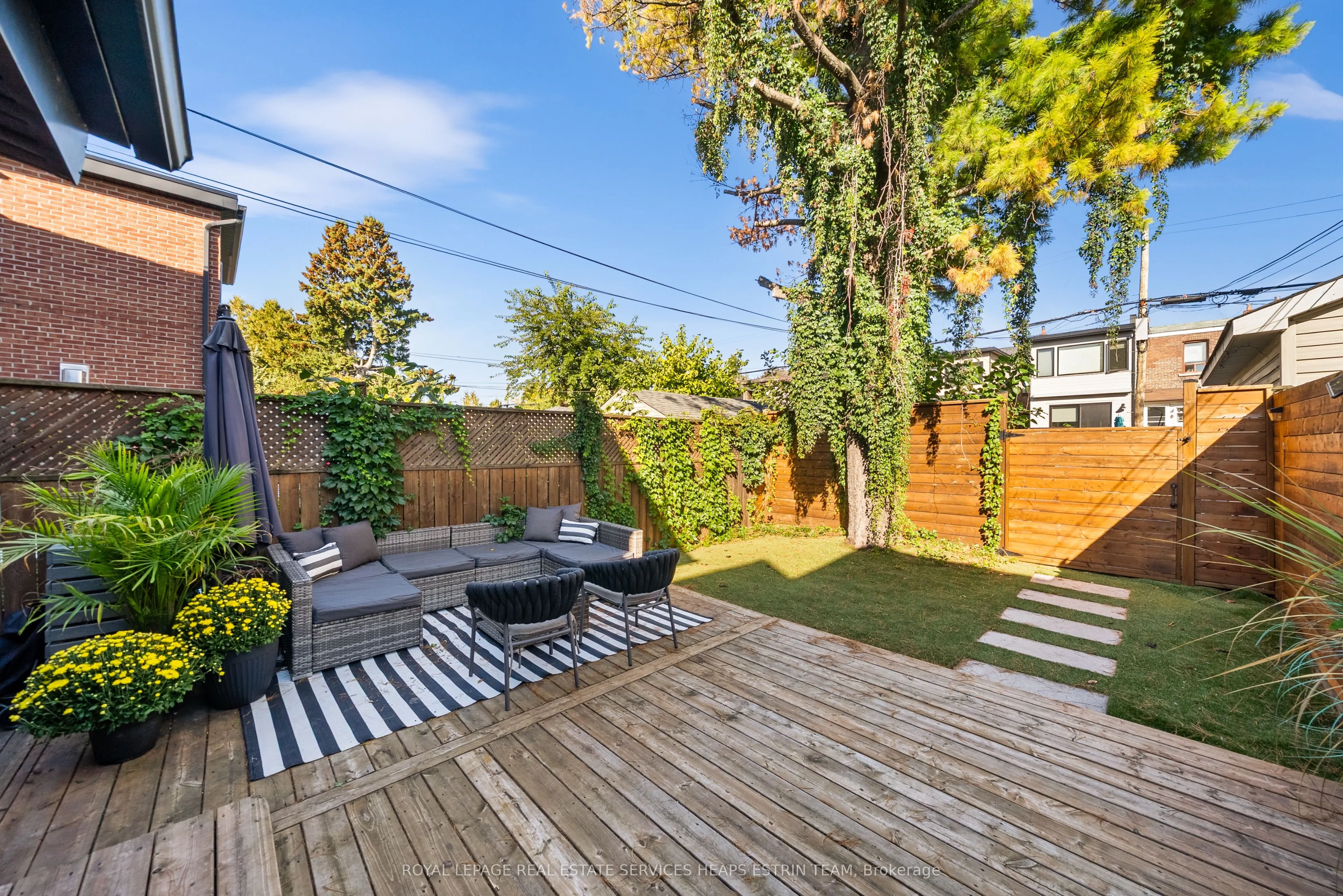 72 Harcourt Avenue
