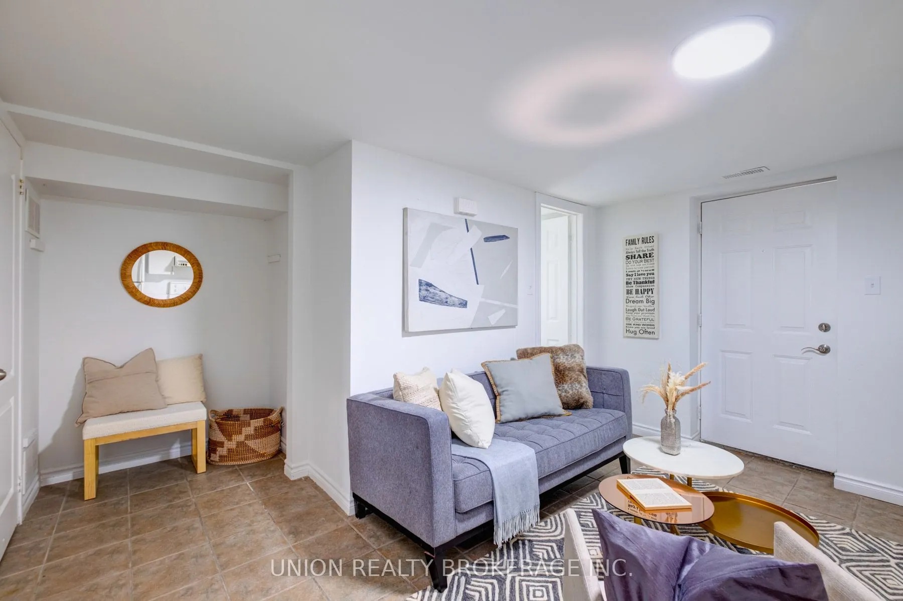 533 Victoria Park Avenue