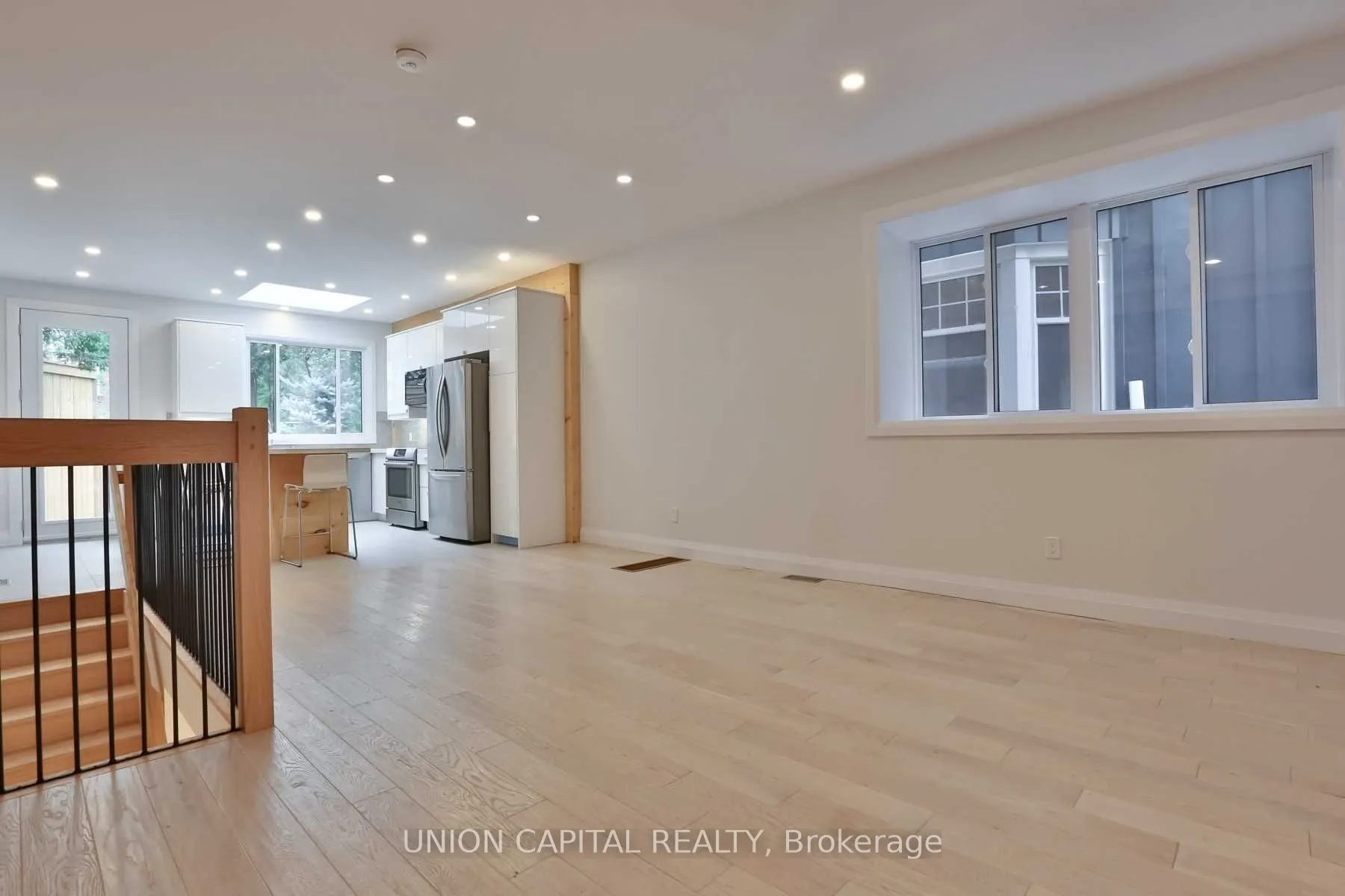 56 Ravina Crescent, #Main