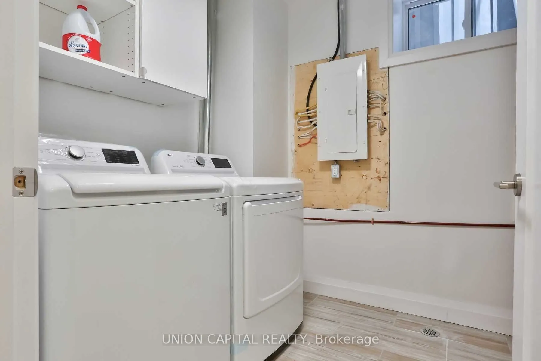 56 Ravina Crescent, #Main