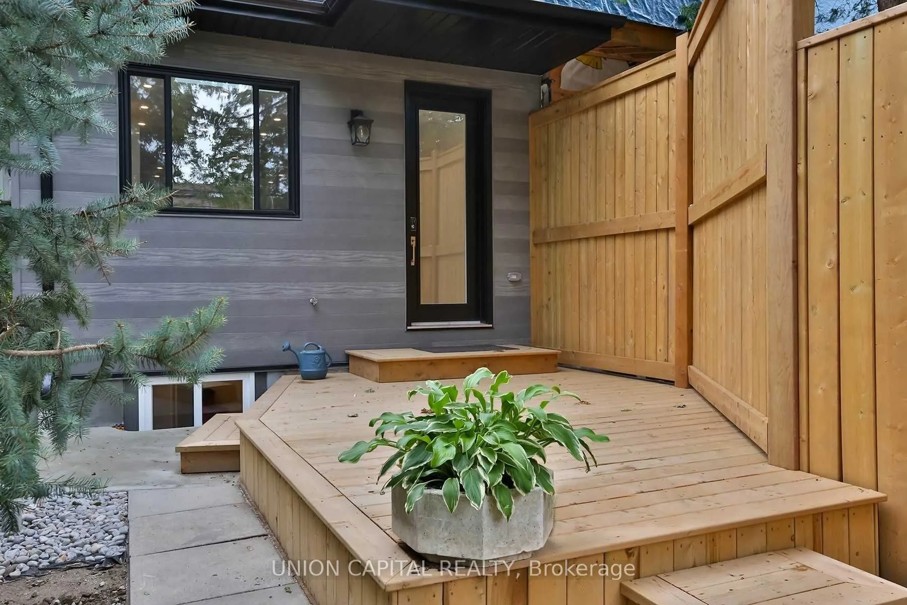 56 Ravina Crescent, #Main
