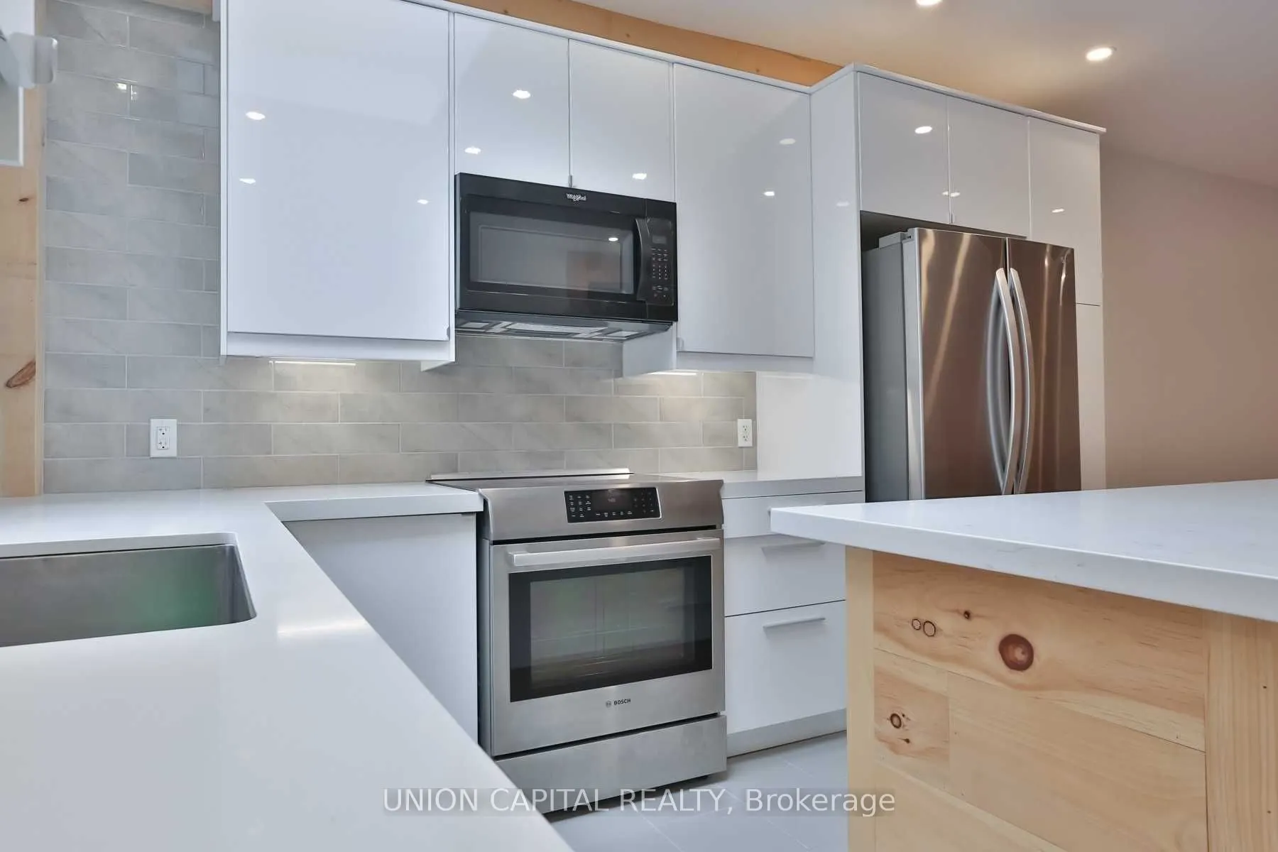 56 Ravina Crescent, #Main