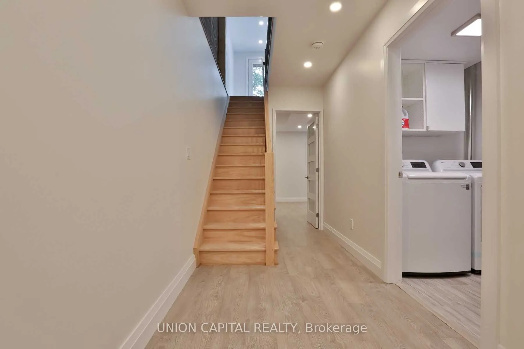 56 Ravina Crescent, #Main