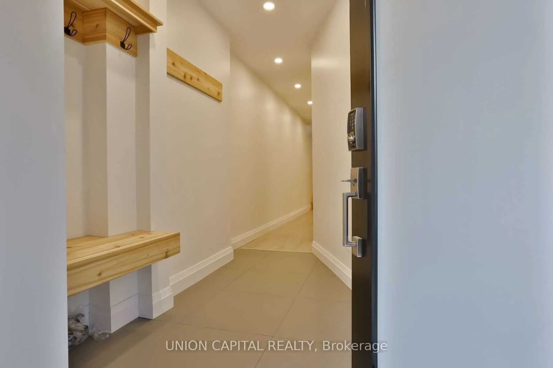 56 Ravina Crescent, #Main