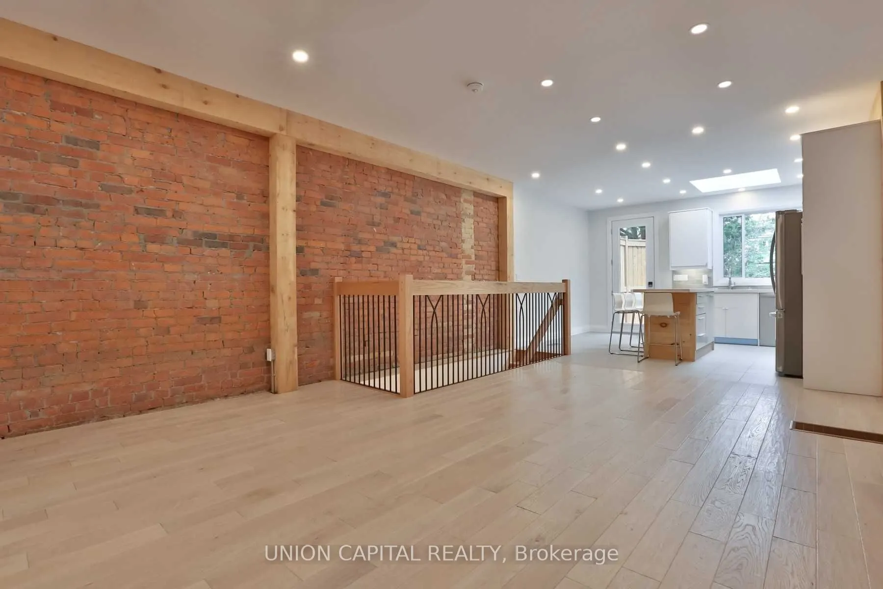 56 Ravina Crescent, #Main