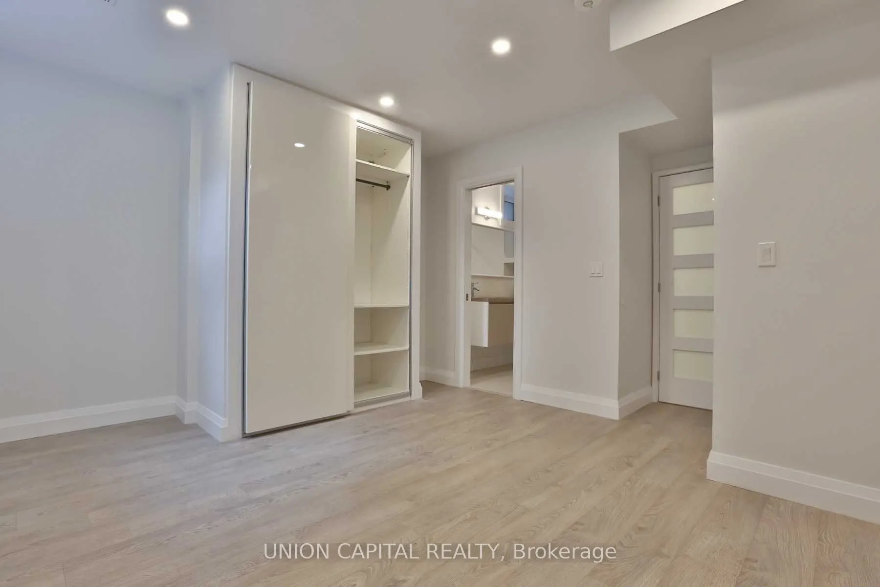 56 Ravina Crescent, #Main
