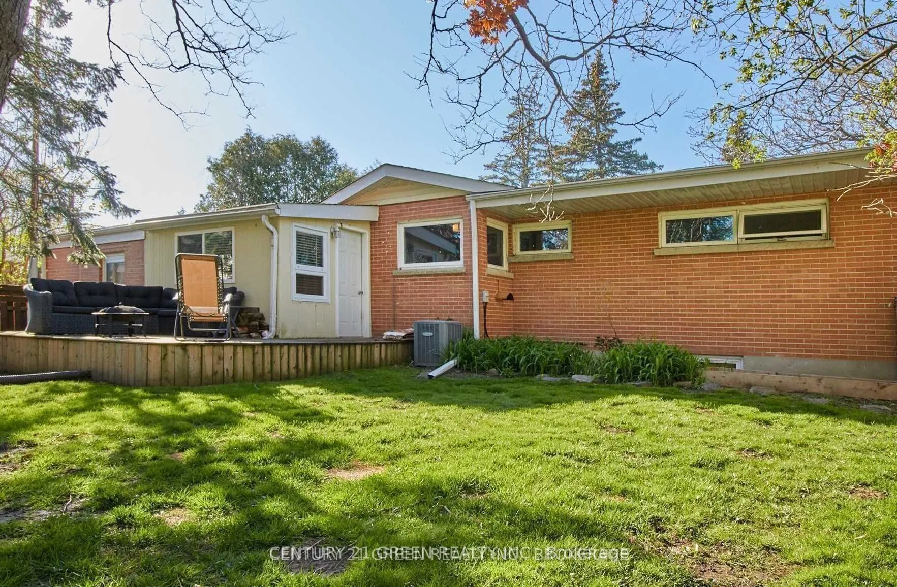 1711 Highway 2 Street