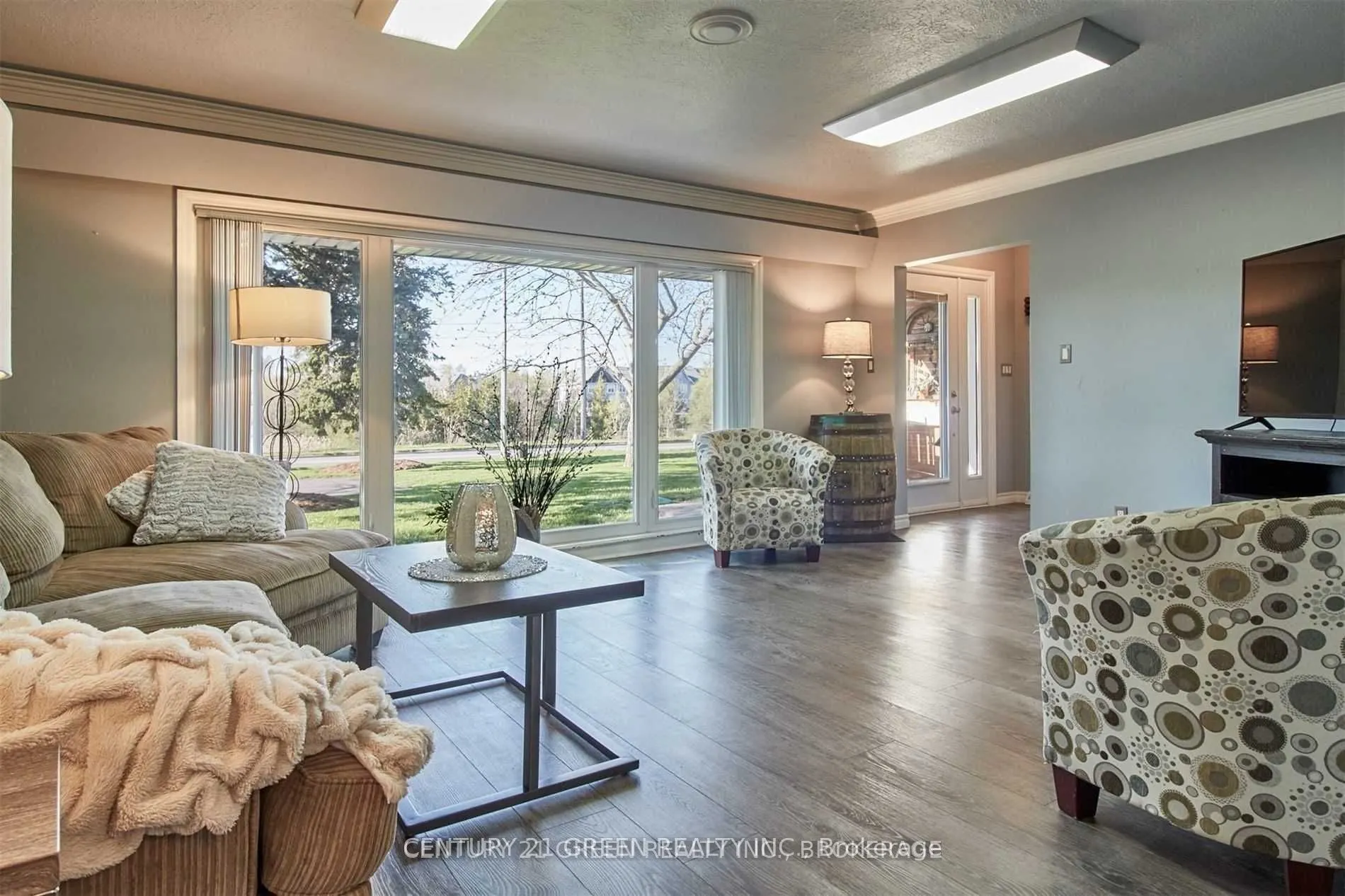 1711 Highway 2 Street