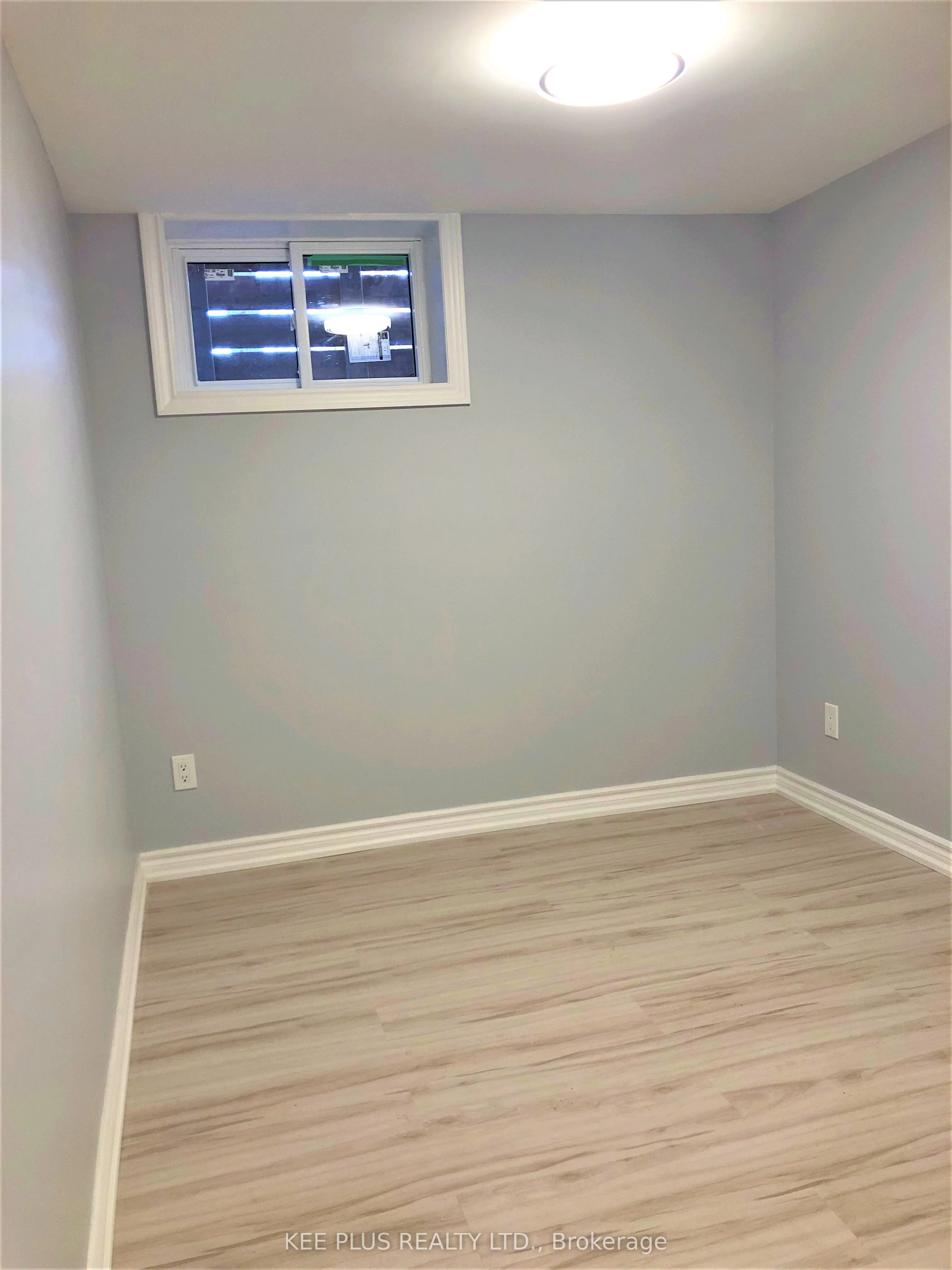 390 Leslie Street, #basement