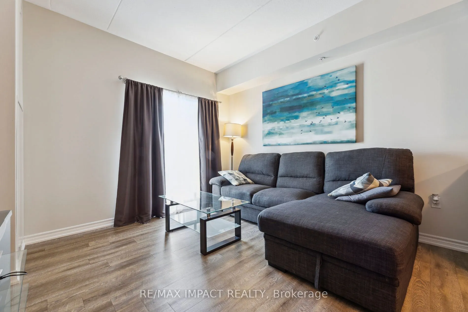290 Liberty Street N, #215