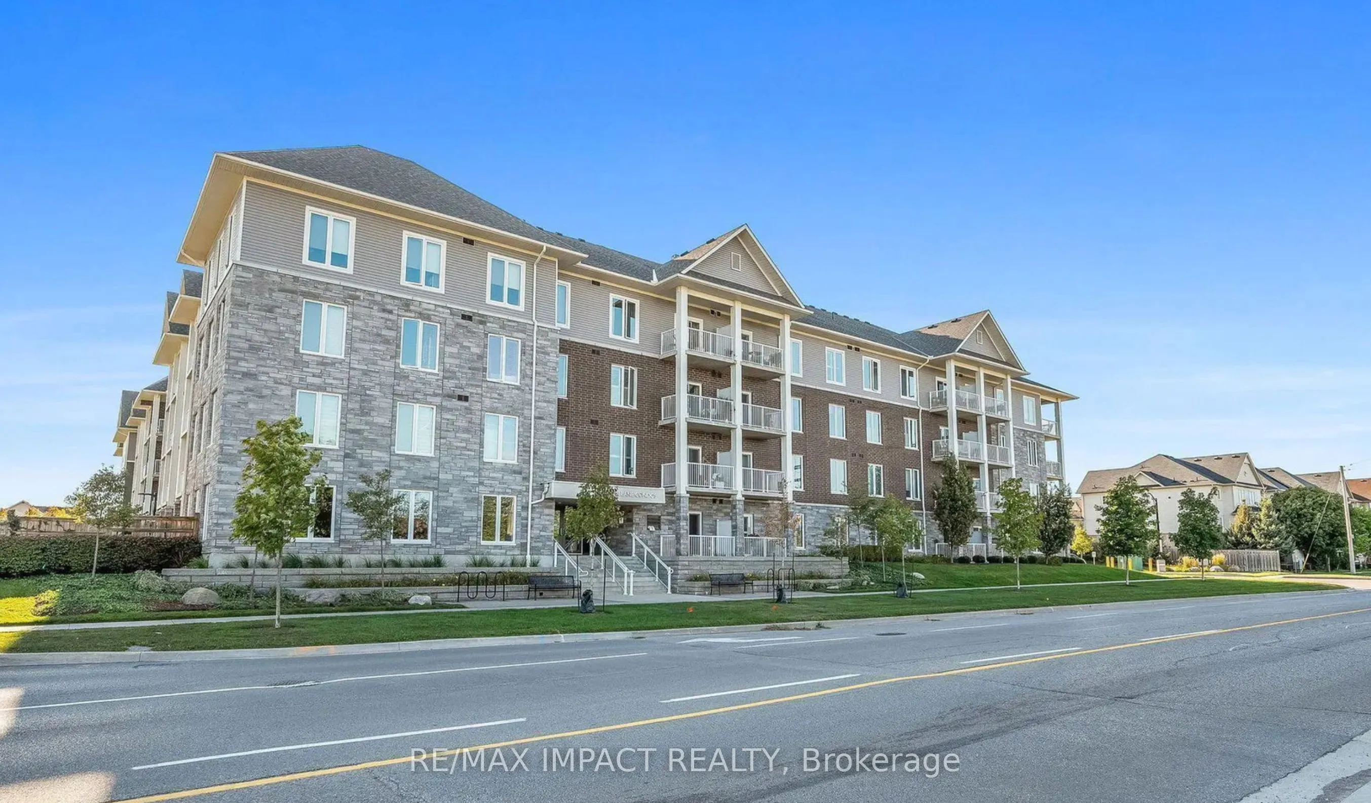 290 Liberty Street N, #215