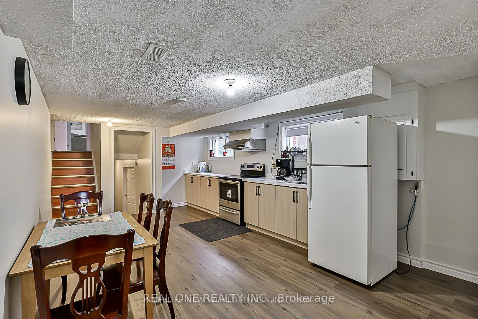31 Terryhill Crescent