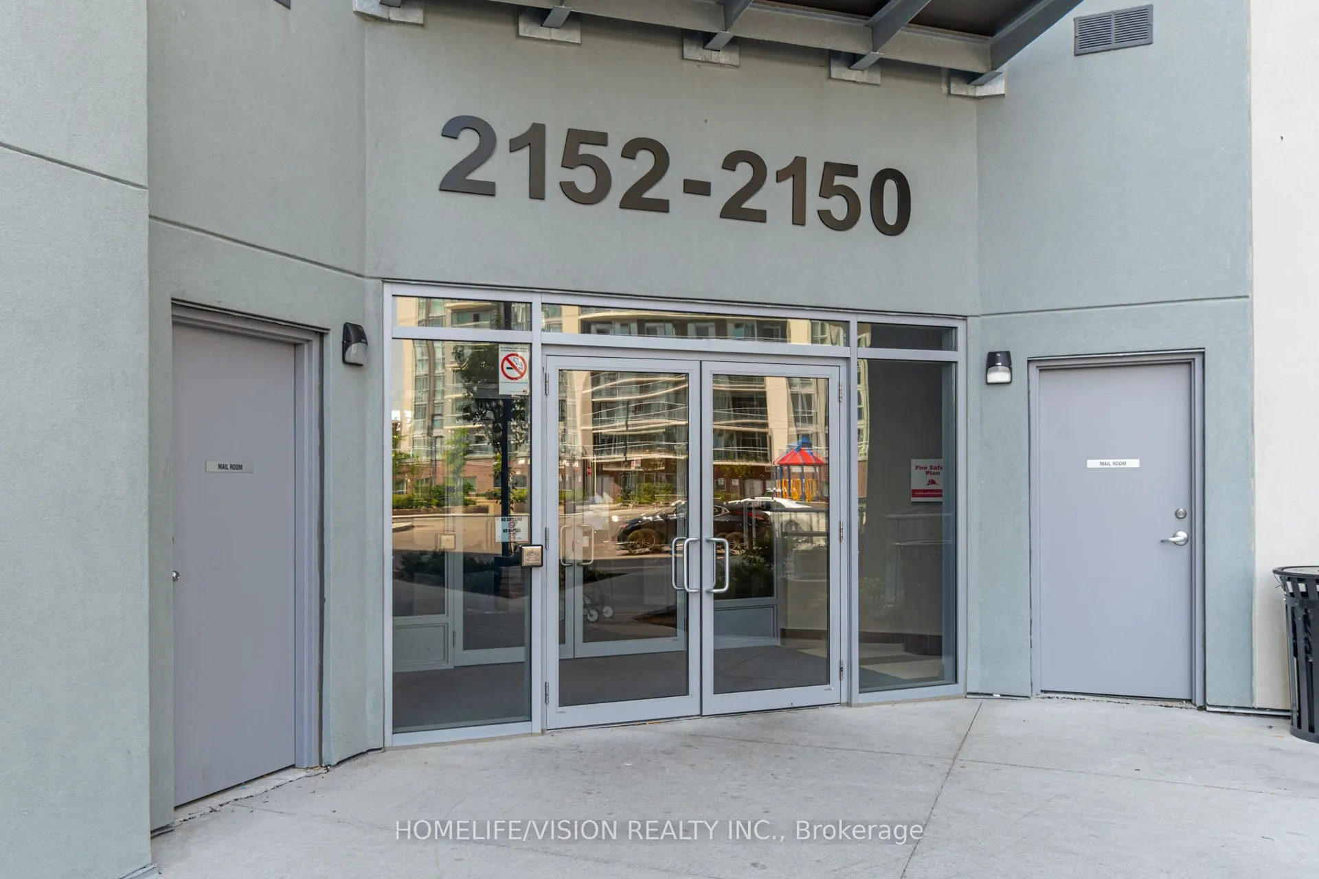 2152 Lawrence Avenue E, #604