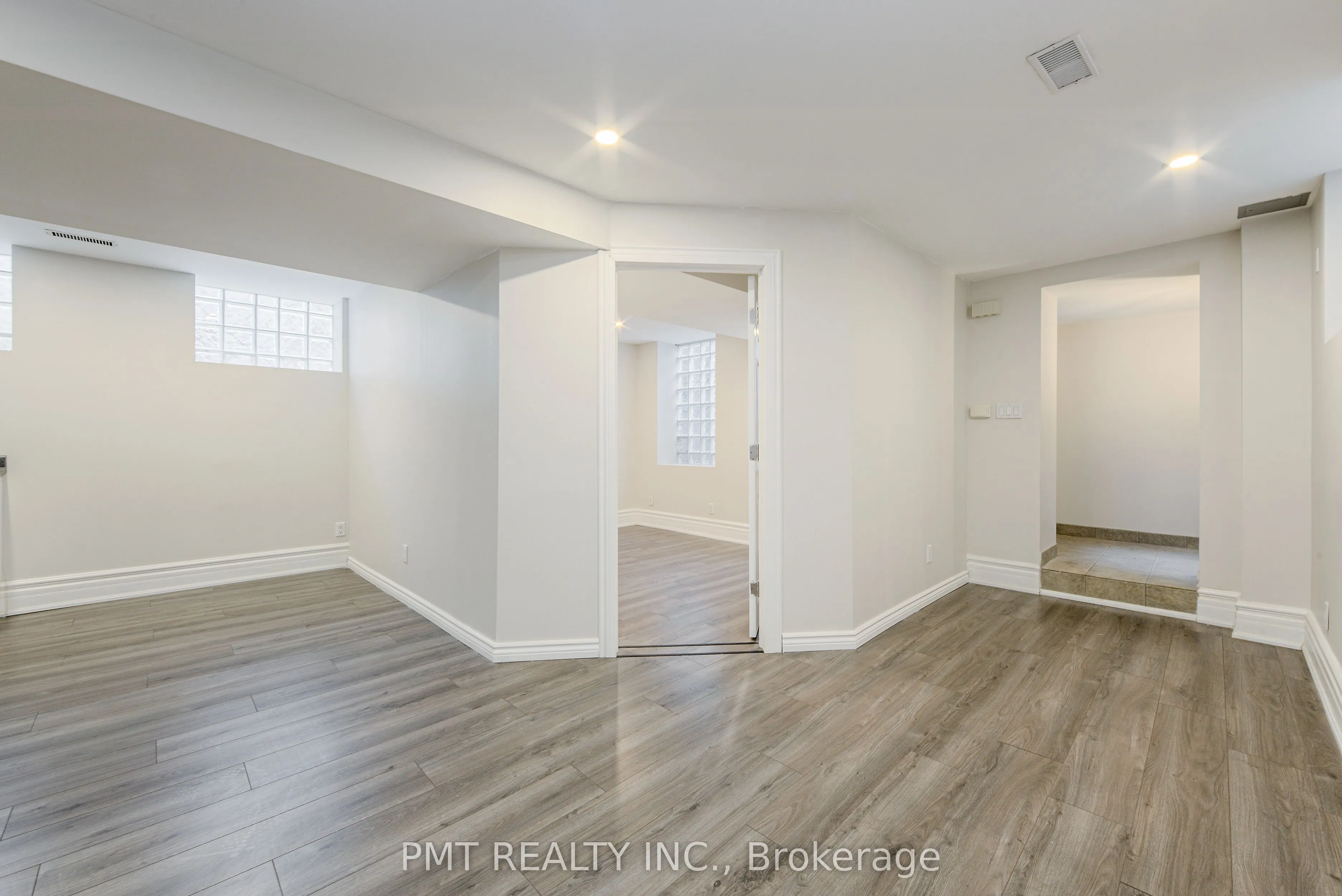 1273 Pape Avenue, #Lower