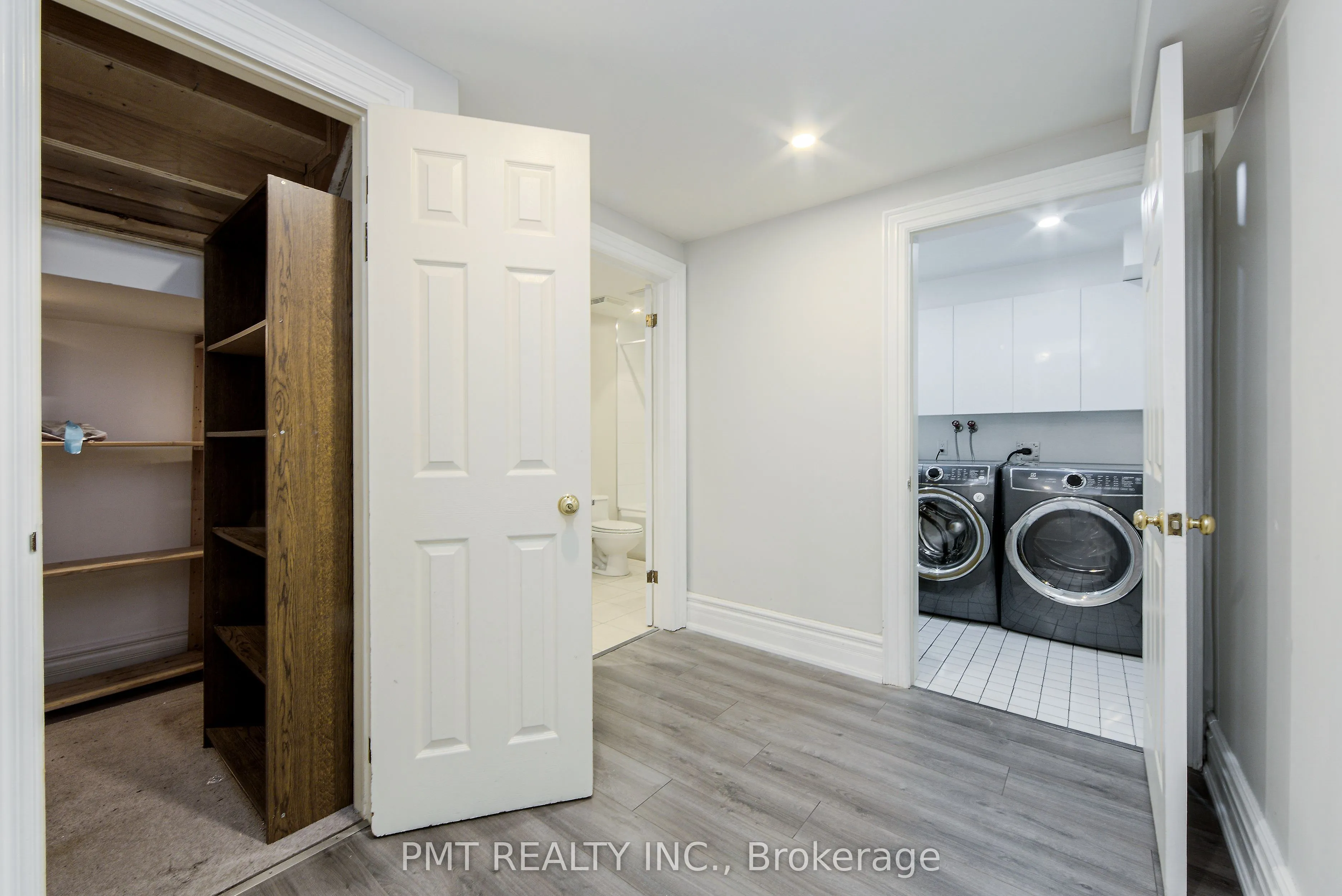 1273 Pape Avenue, #Lower