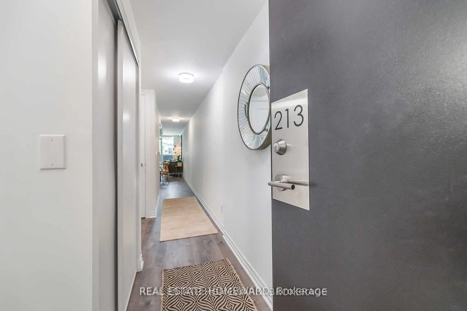 1630 Queen Street, #213