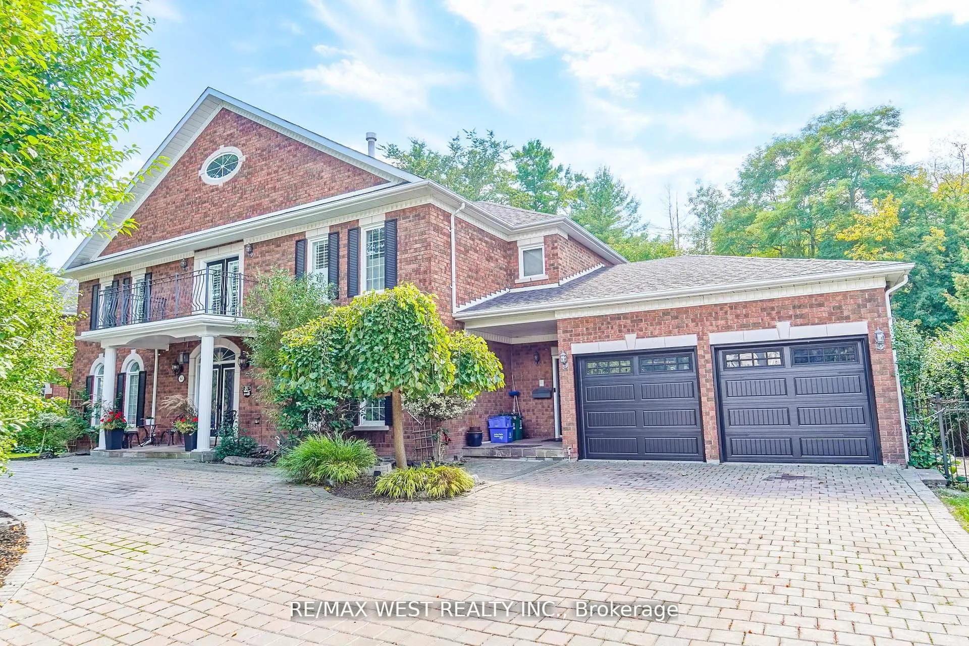 81 Woodview Drive
