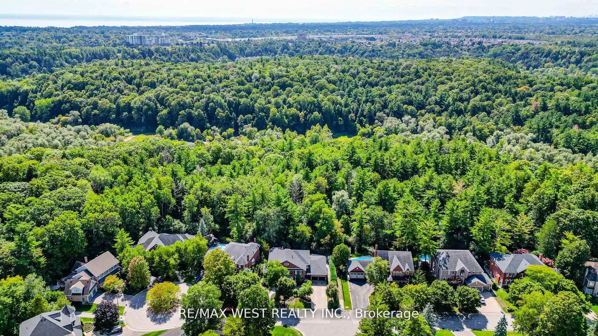 81 Woodview Drive